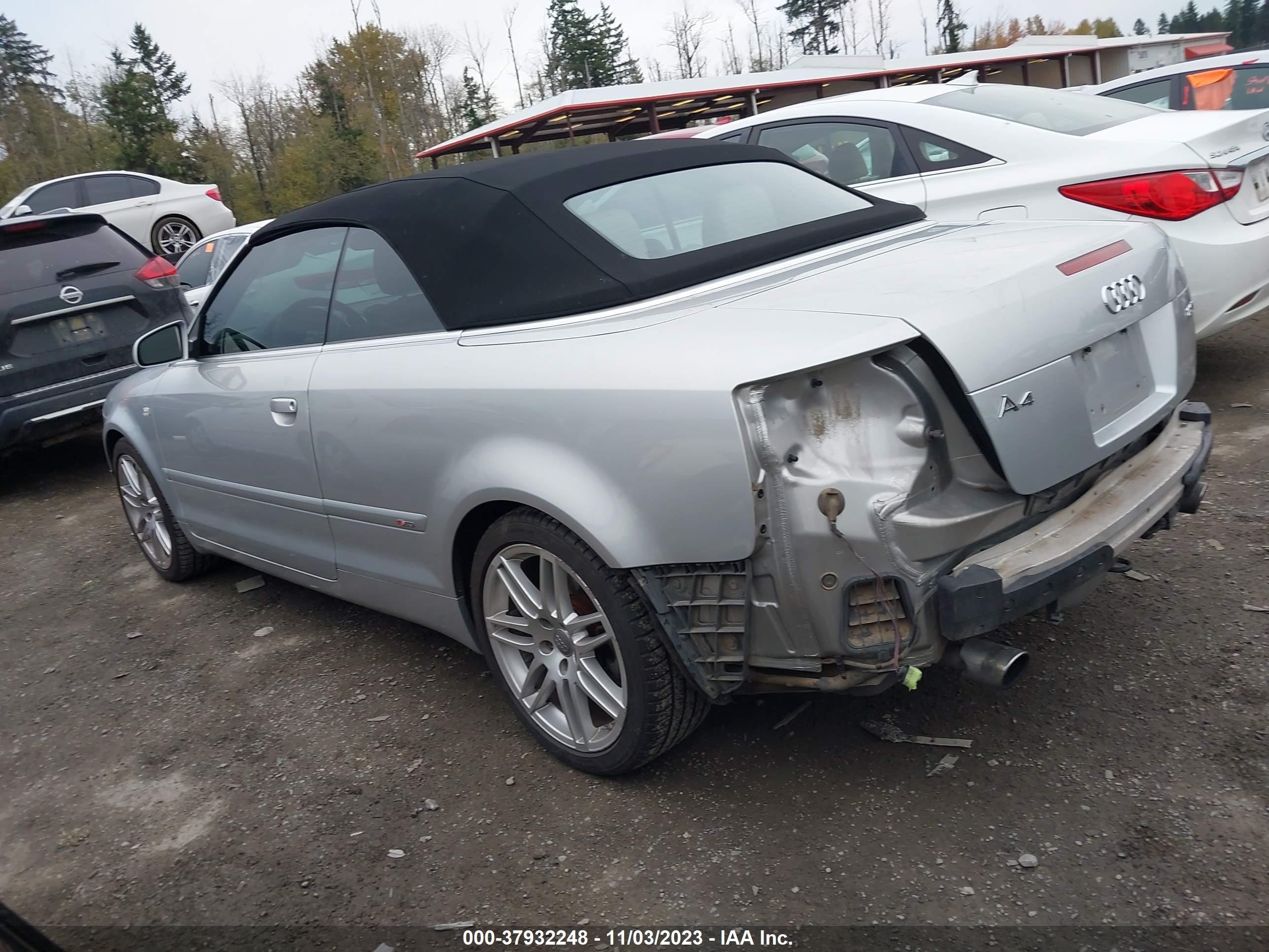 Photo 14 VIN: WAUAF48H39K008628 - AUDI A4 