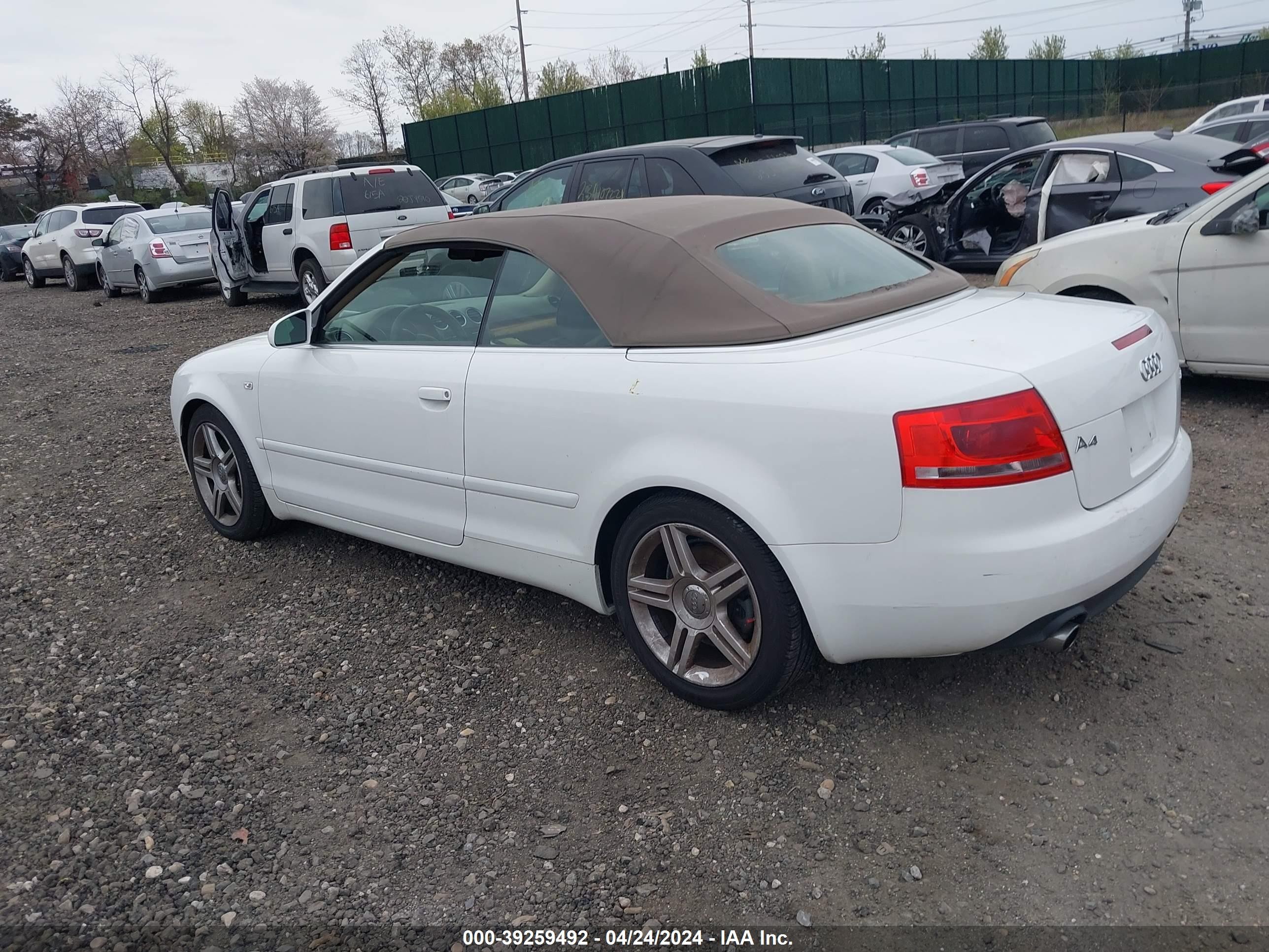 Photo 2 VIN: WAUAF48H48K004389 - AUDI A4 