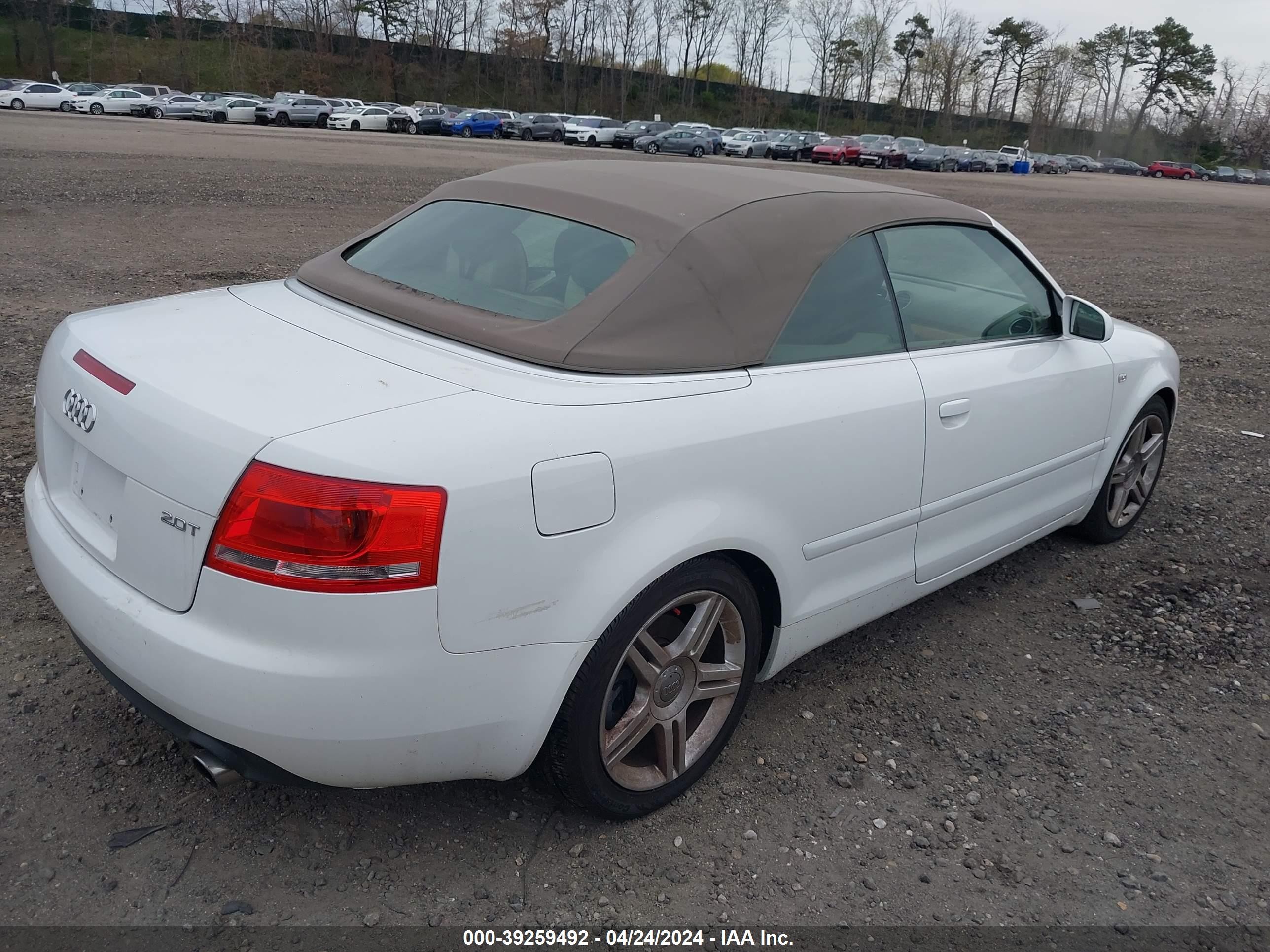 Photo 3 VIN: WAUAF48H48K004389 - AUDI A4 