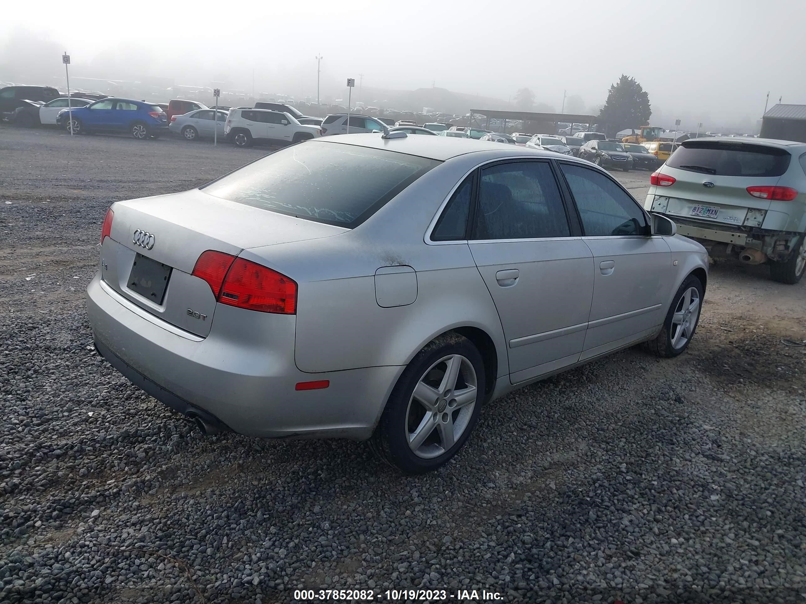 Photo 3 VIN: WAUAF68E85A510732 - AUDI A4 