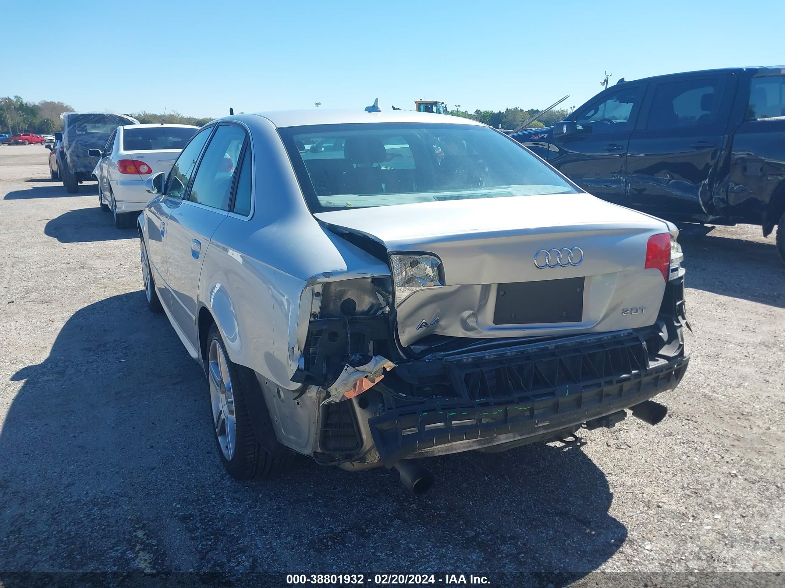 Photo 13 VIN: WAUAF78E08A104311 - AUDI A4 