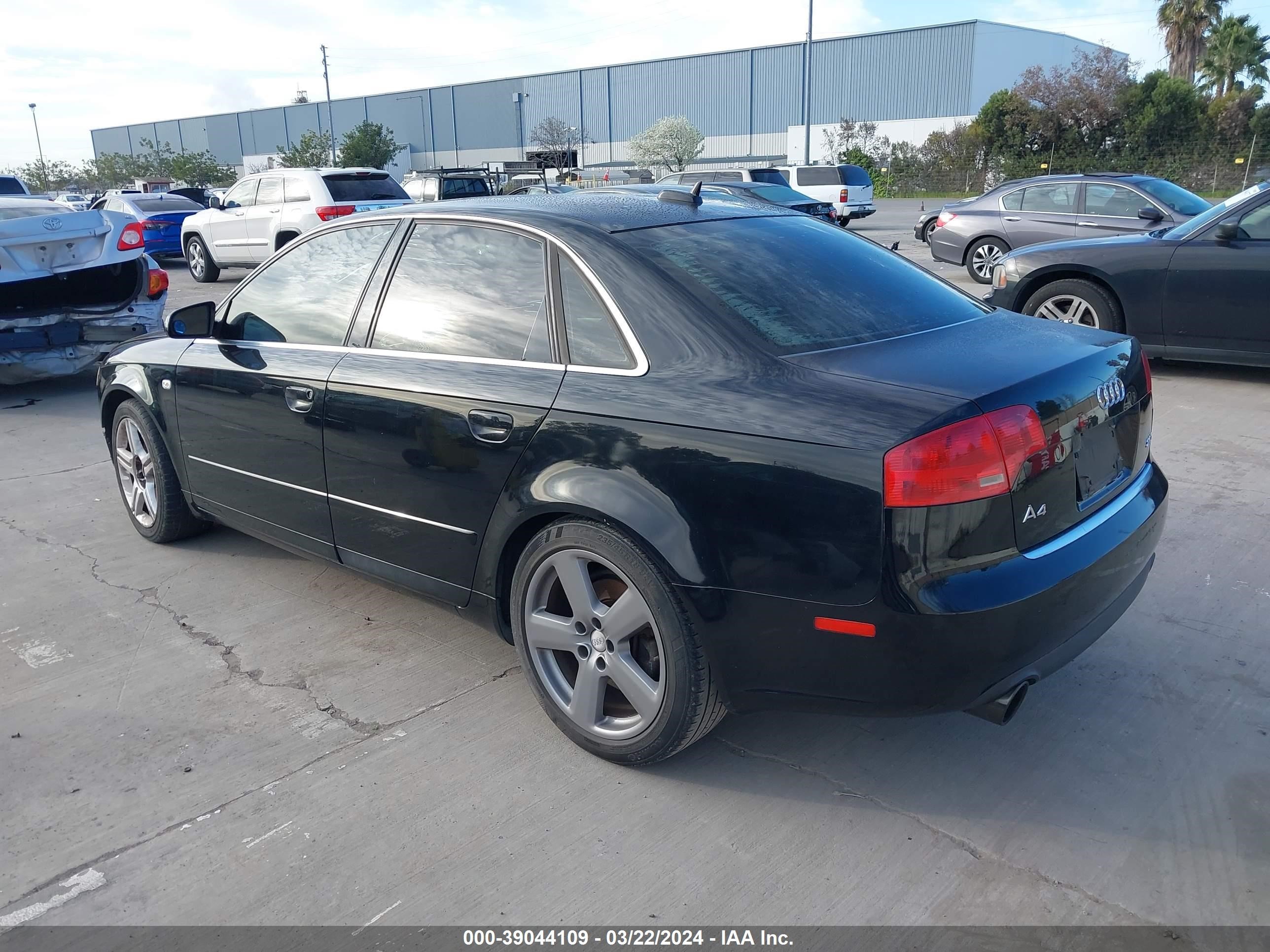 Photo 2 VIN: WAUAF78E95A536634 - AUDI A4 