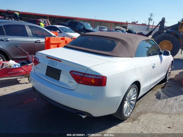 Photo 3 VIN: WAUAFAFH7CN000331 - AUDI A5 PREMIUM 