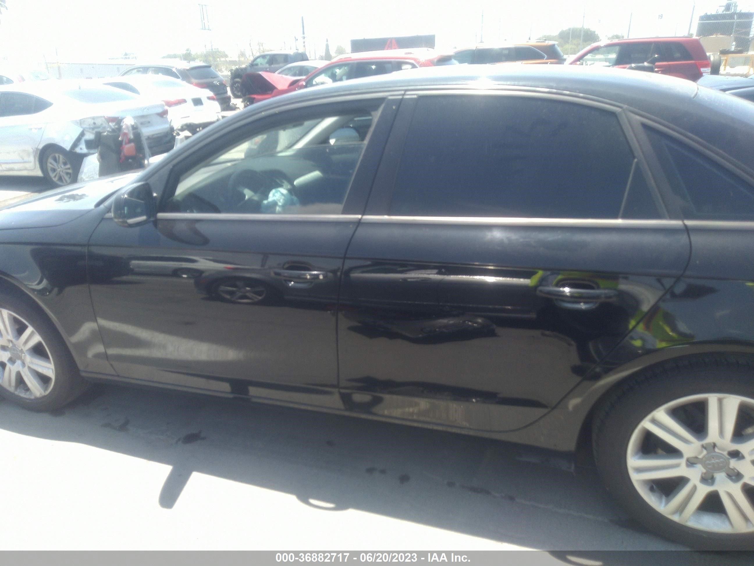 Photo 13 VIN: WAUAFAFL1BN049981 - AUDI A4 