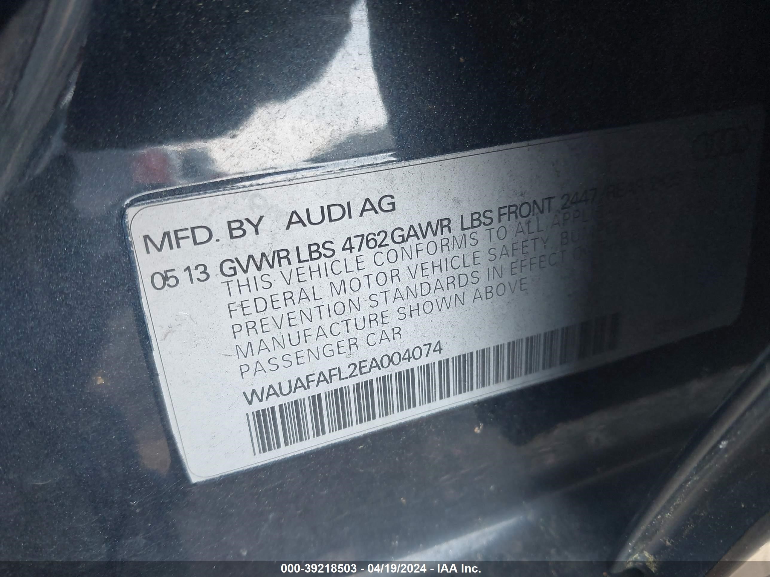 Photo 8 VIN: WAUAFAFL2EA004074 - AUDI A4 