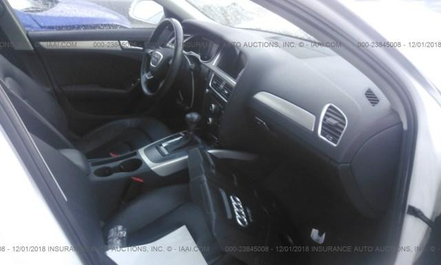 Photo 4 VIN: WAUAFAFL2EA077820 - AUDI A4 