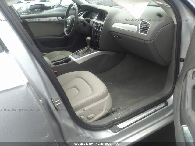 Photo 4 VIN: WAUAFAFL4AN048290 - AUDI A4 