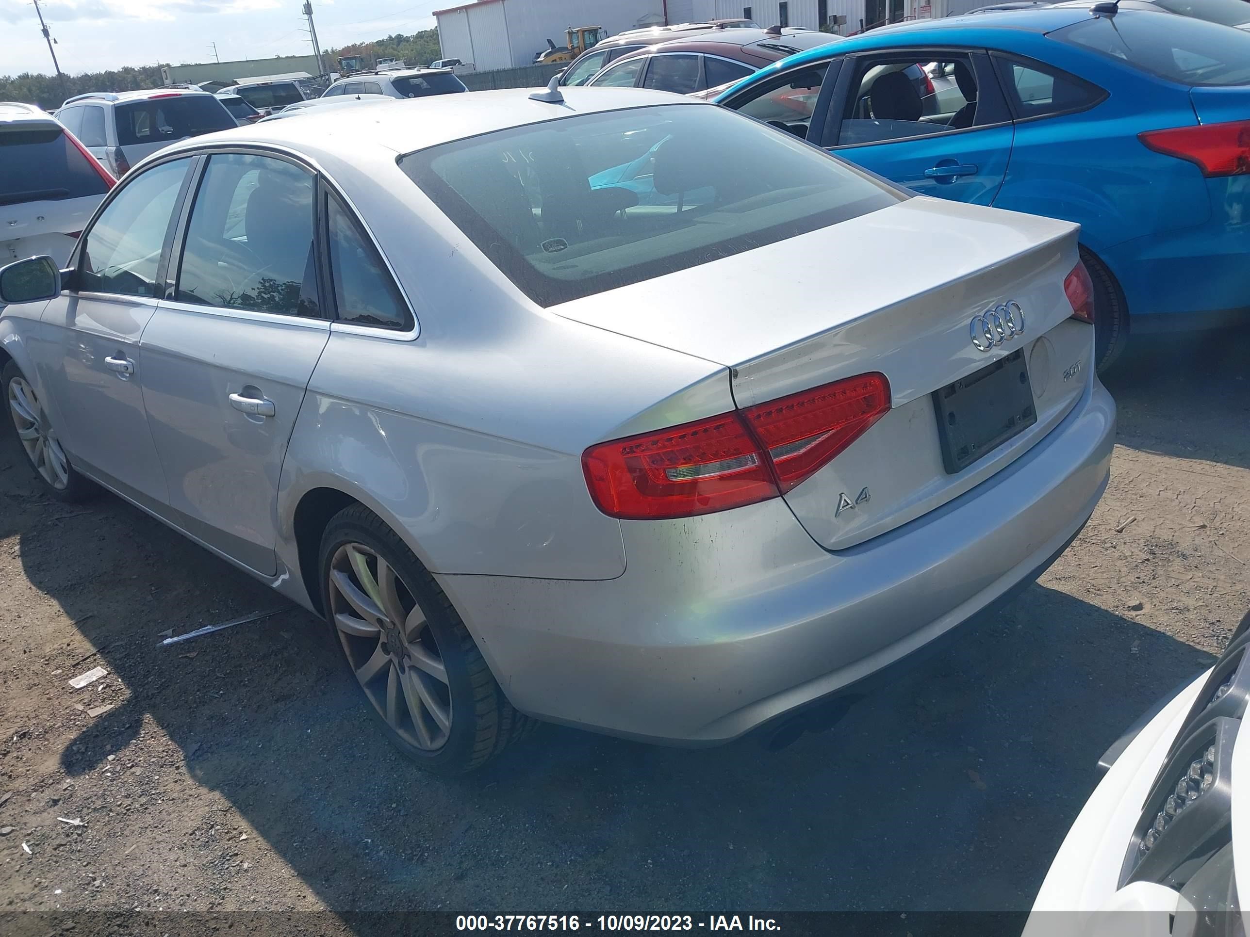 Photo 2 VIN: WAUAFAFL4DN029386 - AUDI A4 