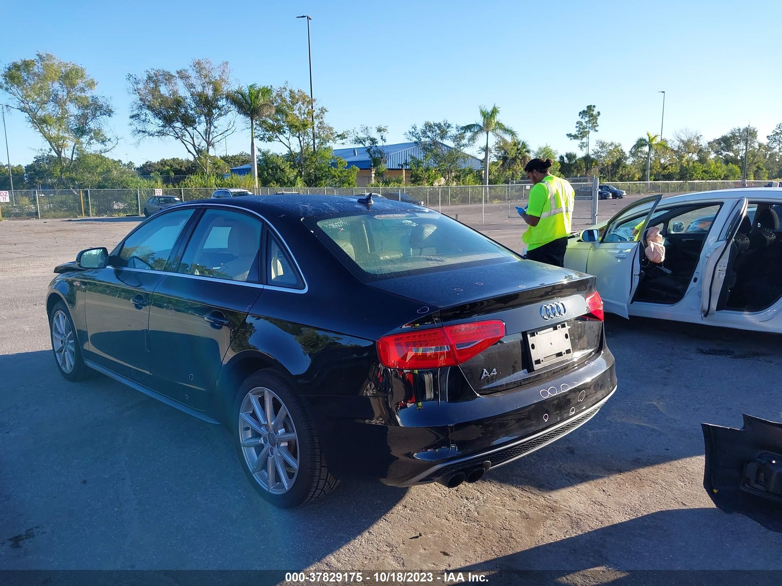 Photo 2 VIN: WAUAFAFL4GN003438 - AUDI A4 