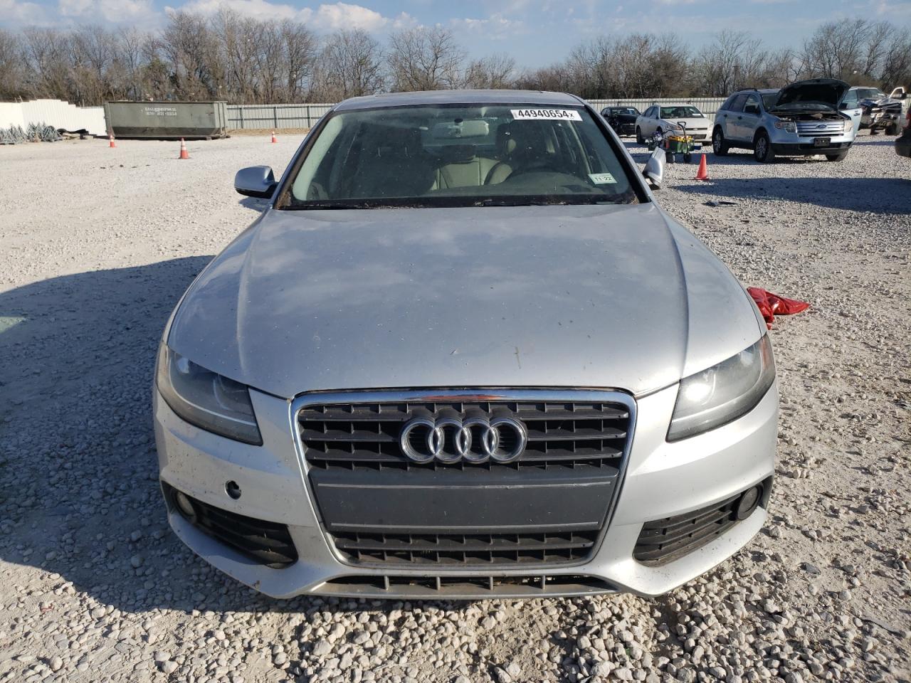 Photo 4 VIN: WAUAFAFL5BN046047 - AUDI A4 