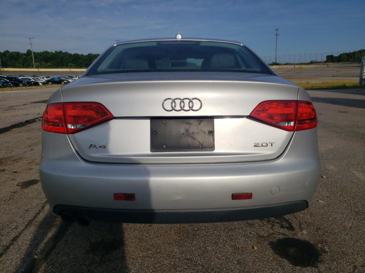 Photo 5 VIN: WAUAFAFL6BN055341 - AUDI A4 