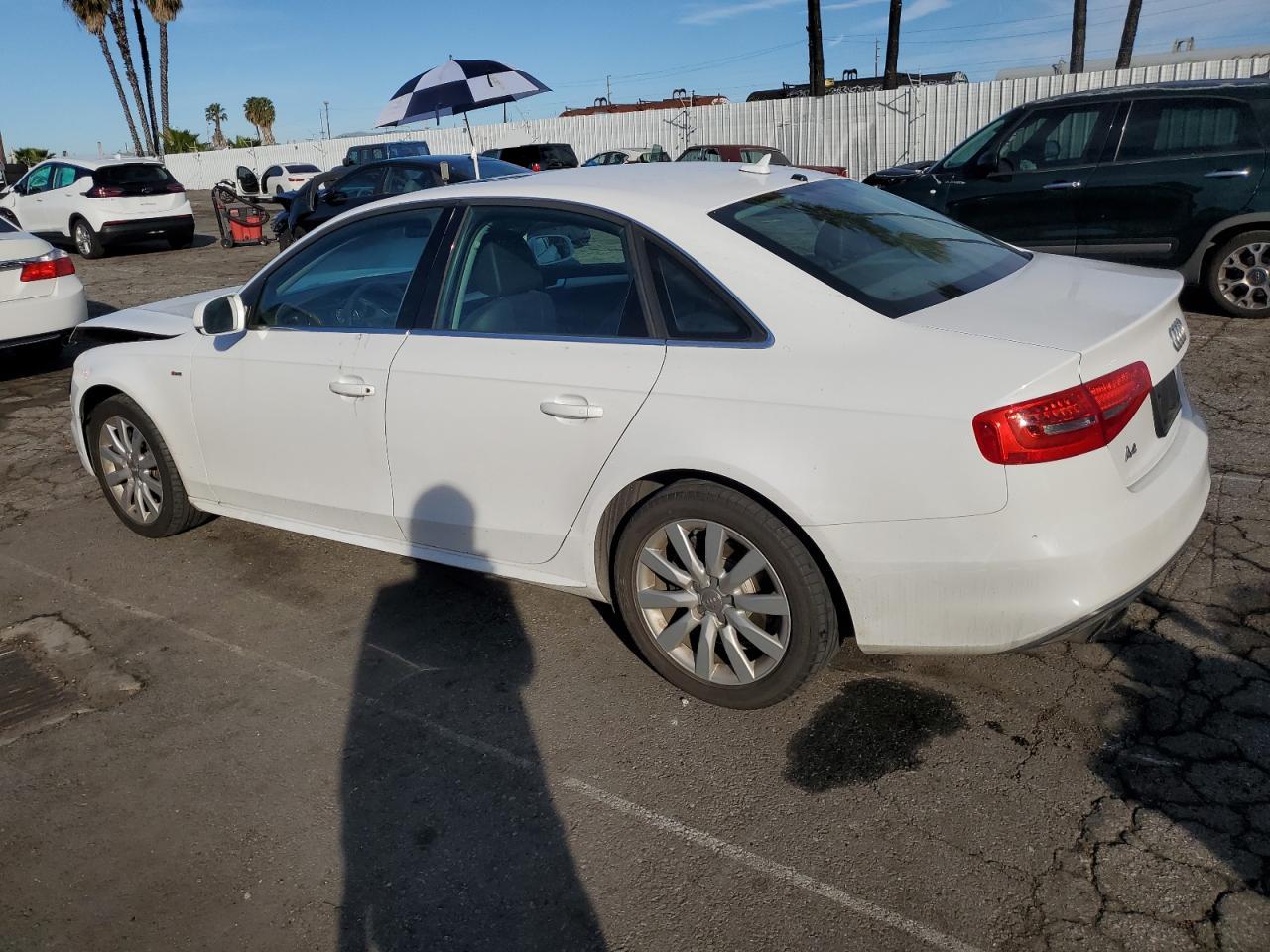 Photo 1 VIN: WAUAFAFL6FN017498 - AUDI A4 