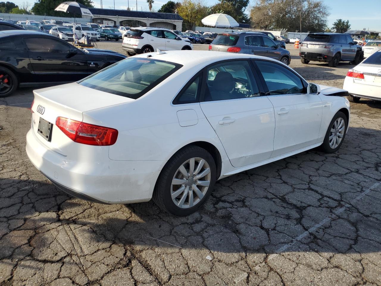 Photo 2 VIN: WAUAFAFL6FN017498 - AUDI A4 