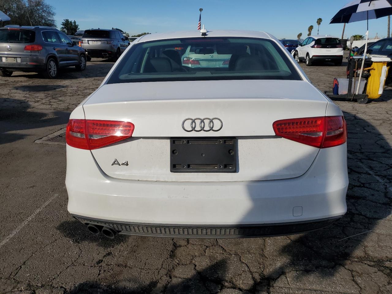 Photo 5 VIN: WAUAFAFL6FN017498 - AUDI A4 