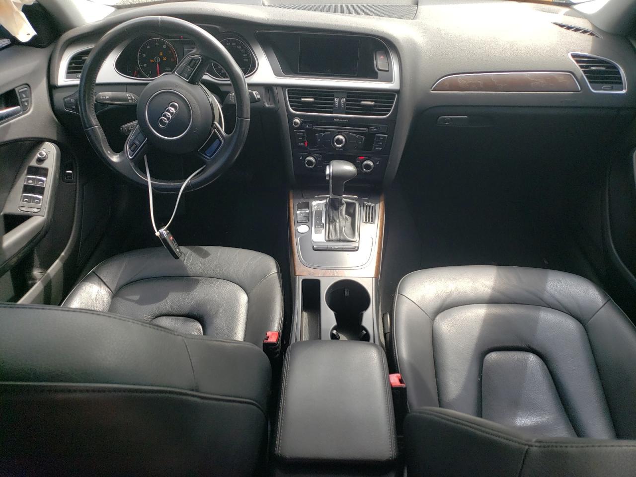 Photo 7 VIN: WAUAFAFL7GN002803 - AUDI A4 