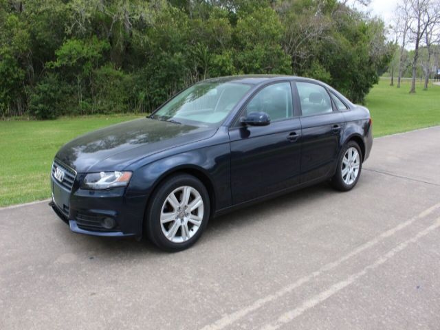 Photo 1 VIN: WAUAFAFL8AN037681 - AUDI A4 