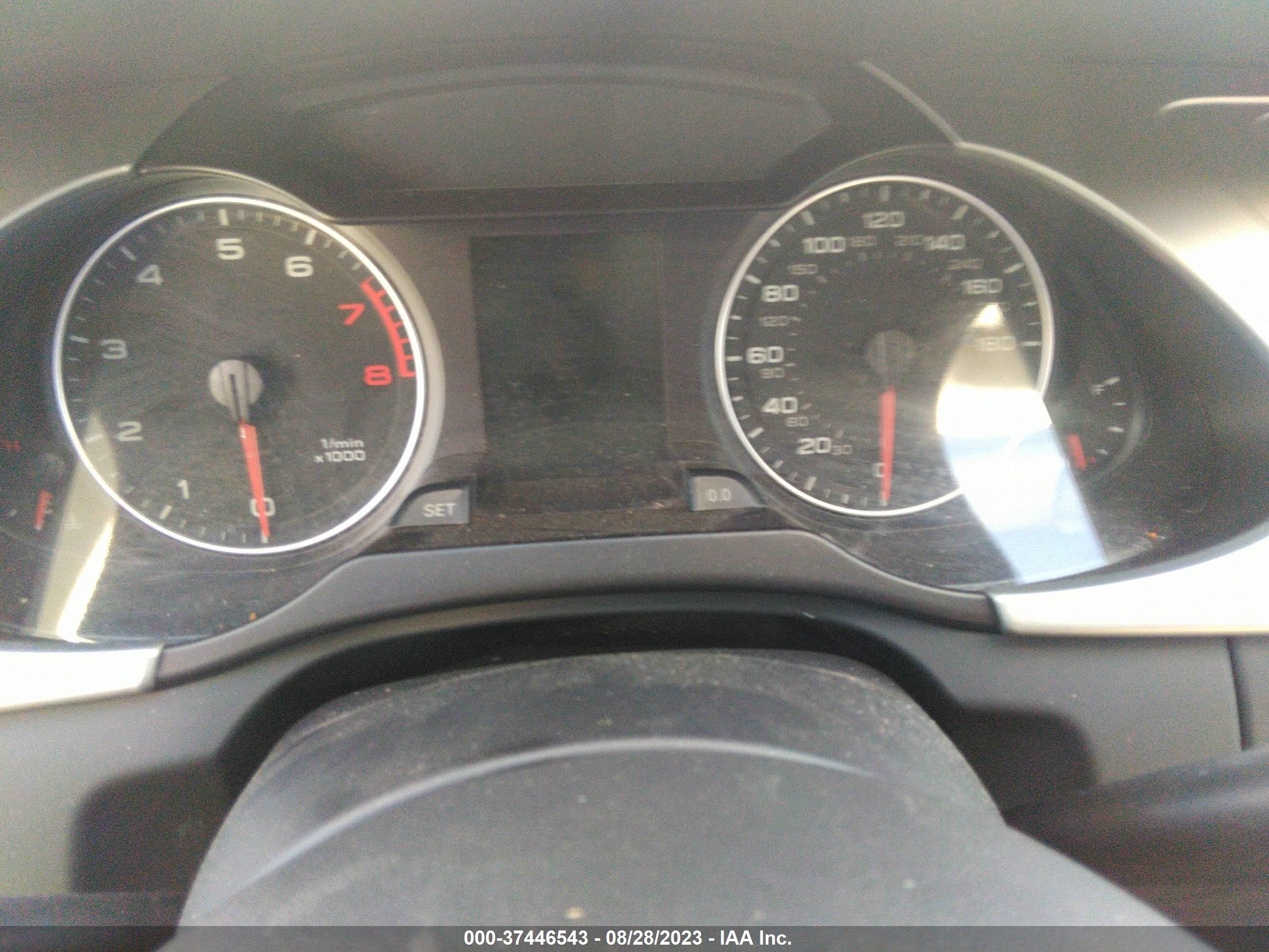 Photo 6 VIN: WAUAFAFL9AN027399 - AUDI A4 