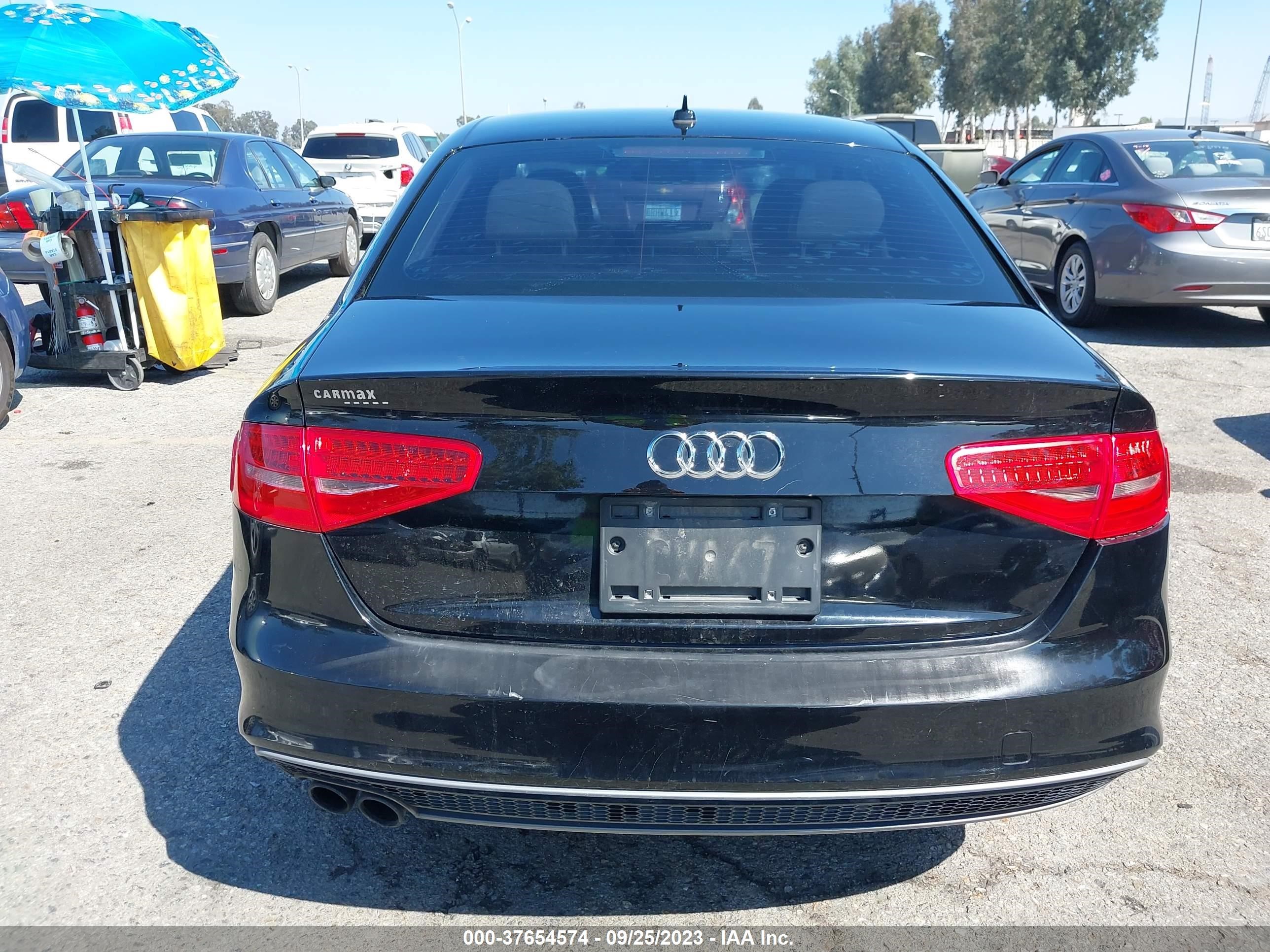 Photo 15 VIN: WAUAFAFL9FA049496 - AUDI A4 