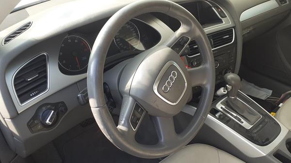 Photo 12 VIN: WAUAFC8K7BN005399 - AUDI A4 