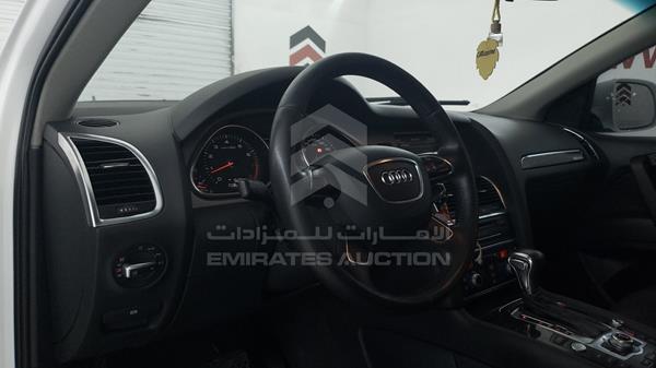 Photo 12 VIN: WAUAGD4L3CD004792 - AUDI Q7 