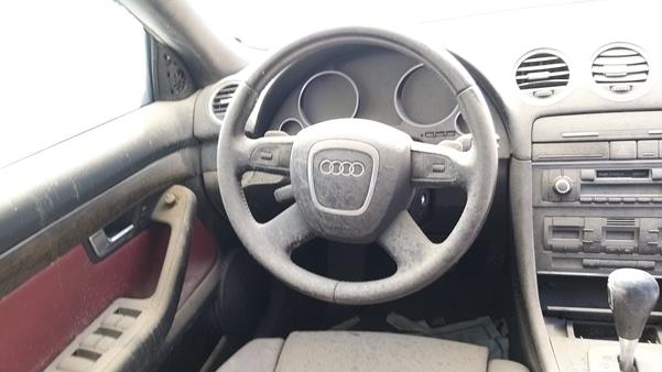 Photo 14 VIN: WAUAH48H97K017499 - AUDI A4 