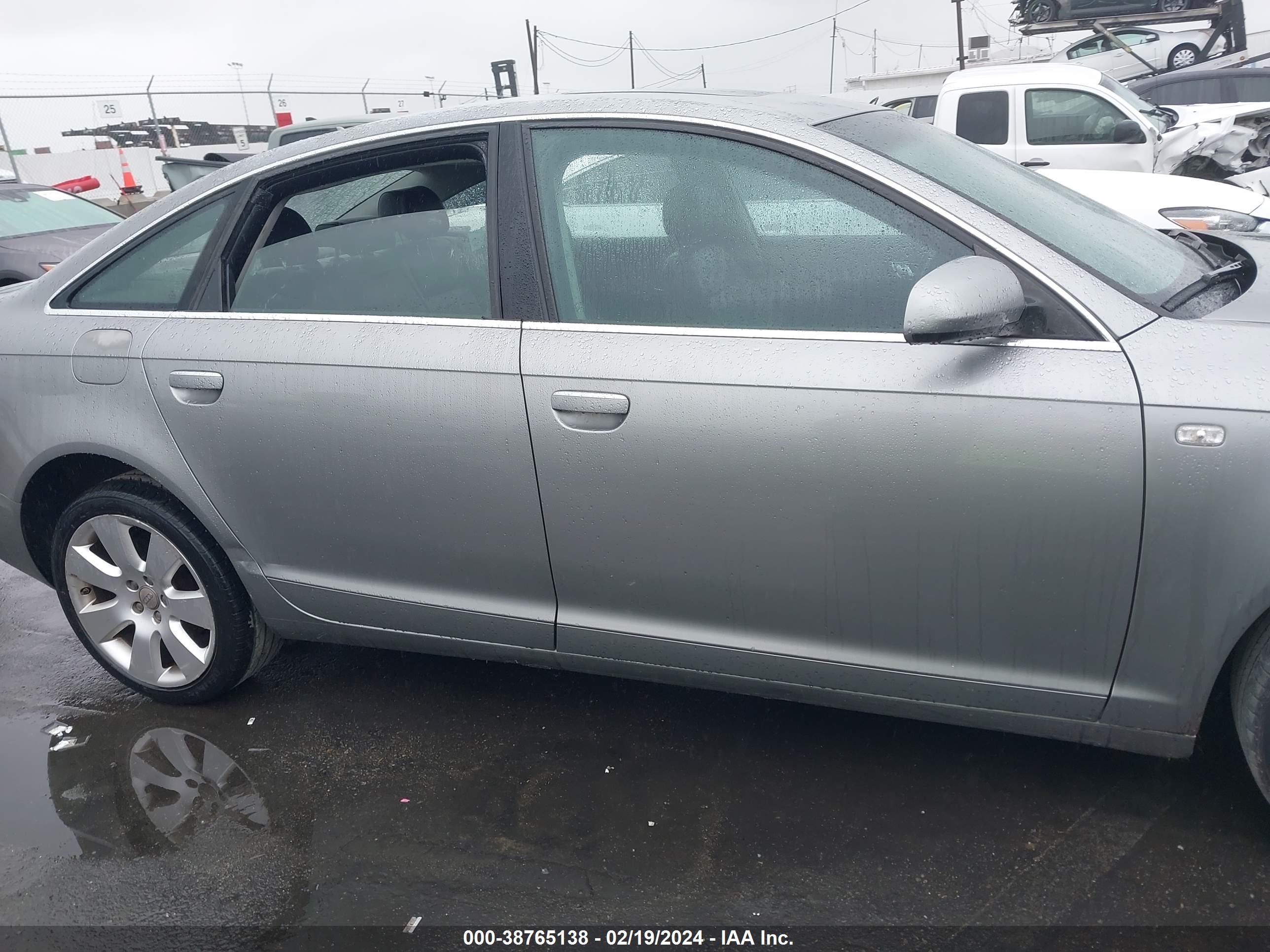 Photo 12 VIN: WAUAH74F76N108936 - AUDI A6 