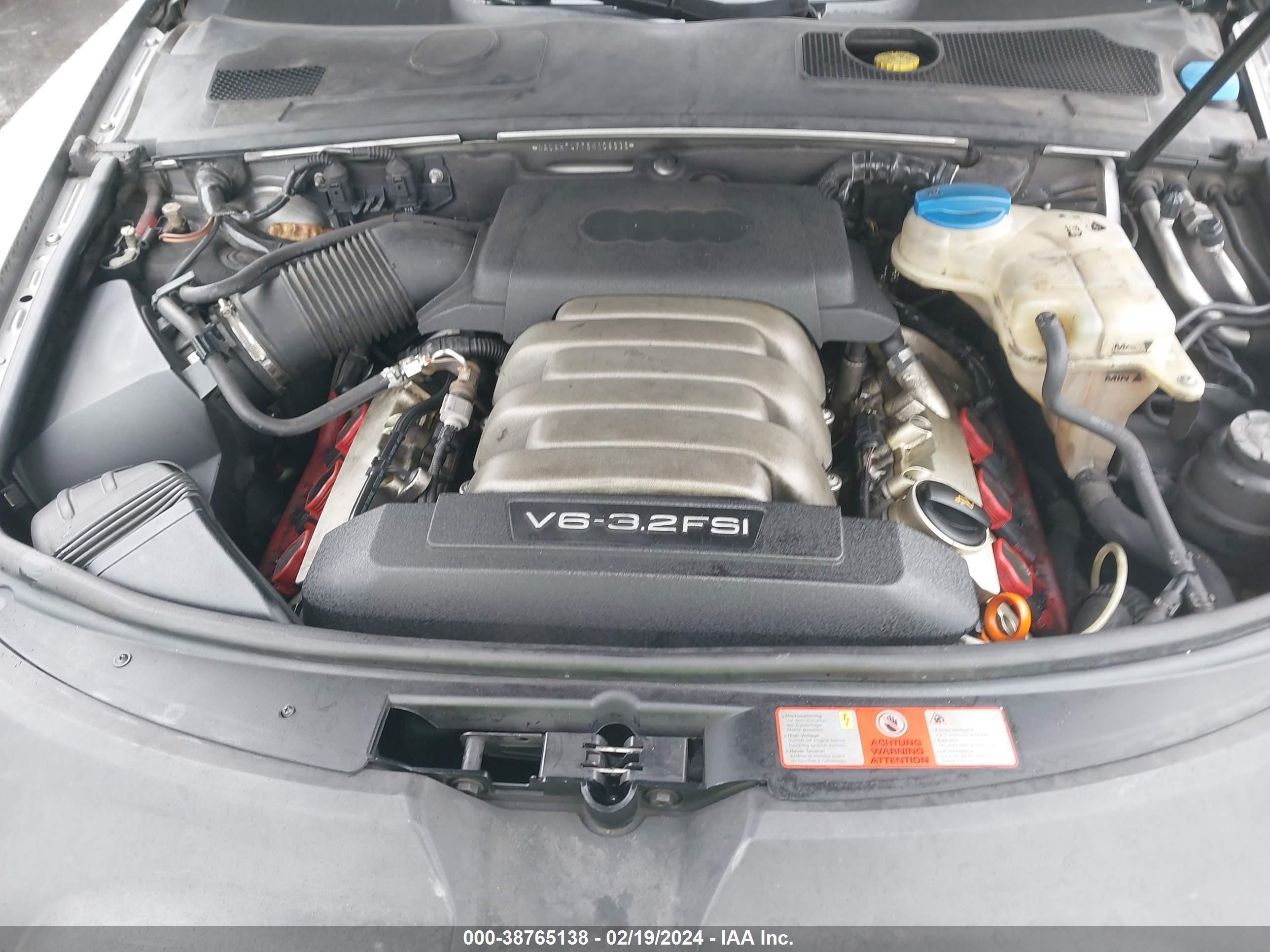 Photo 9 VIN: WAUAH74F76N108936 - AUDI A6 