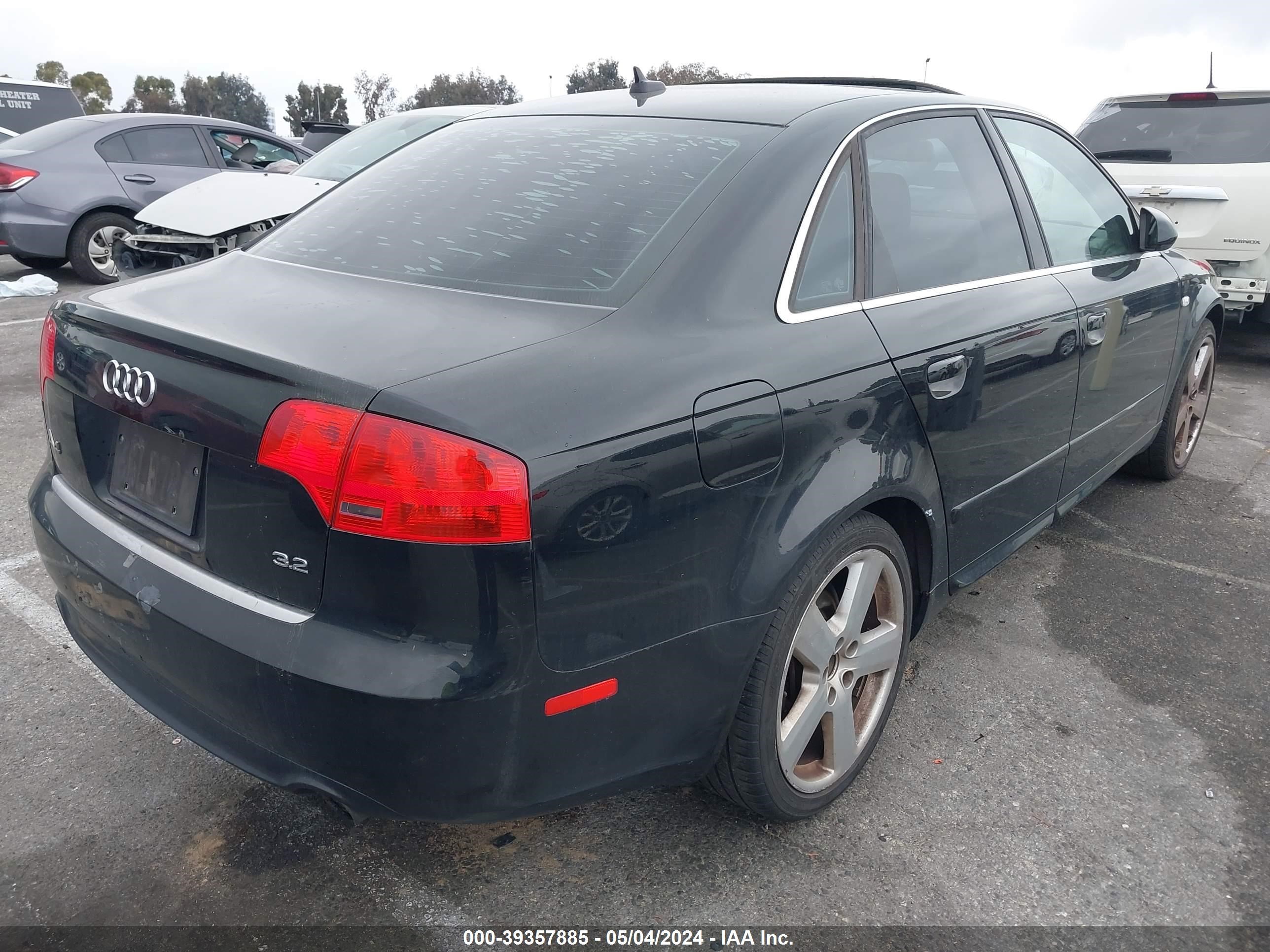 Photo 3 VIN: WAUAH78E68A094779 - AUDI A4 