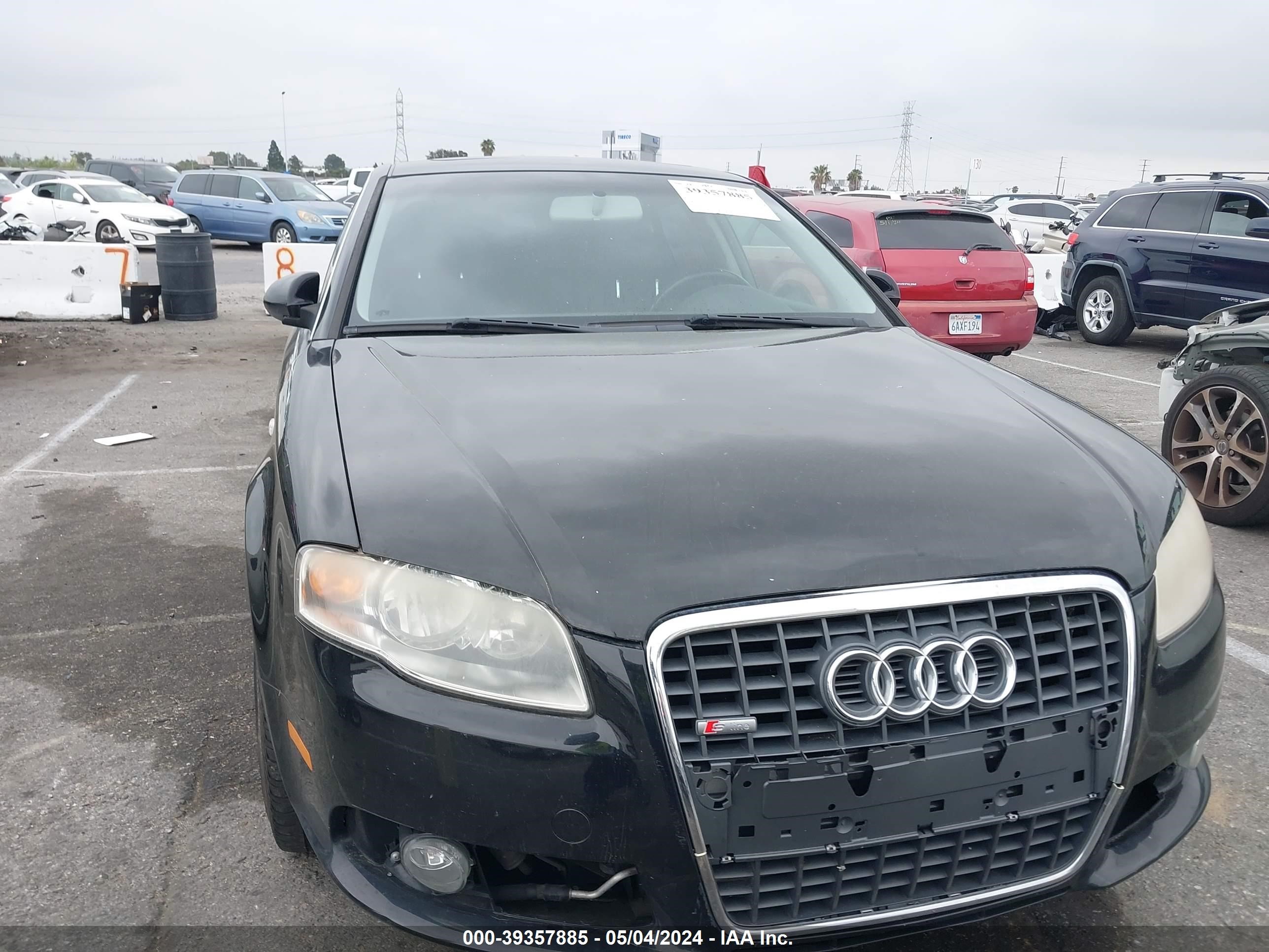 Photo 5 VIN: WAUAH78E68A094779 - AUDI A4 