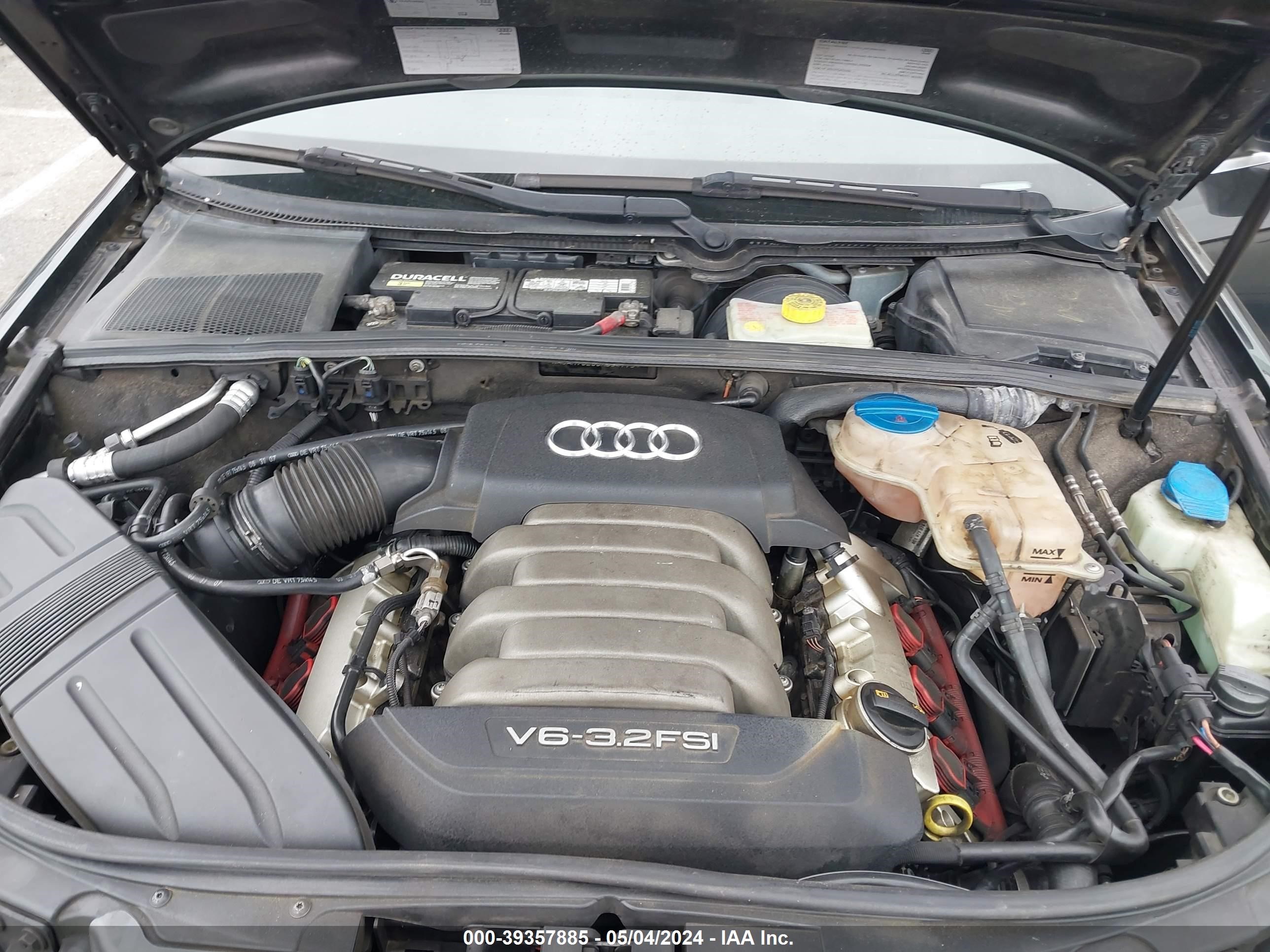 Photo 9 VIN: WAUAH78E68A094779 - AUDI A4 