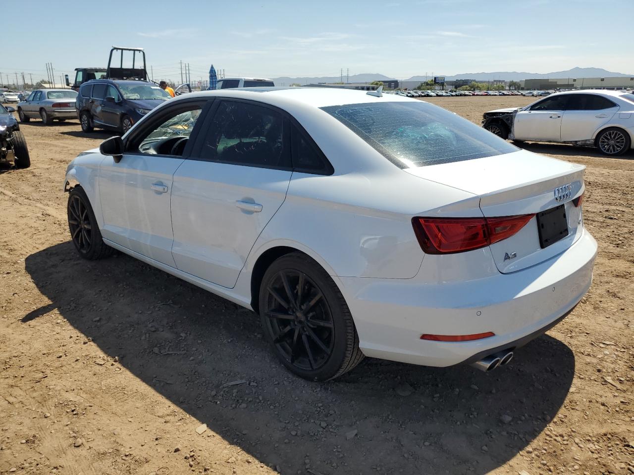 Photo 1 VIN: WAUAJGFF5F1073449 - AUDI A3 