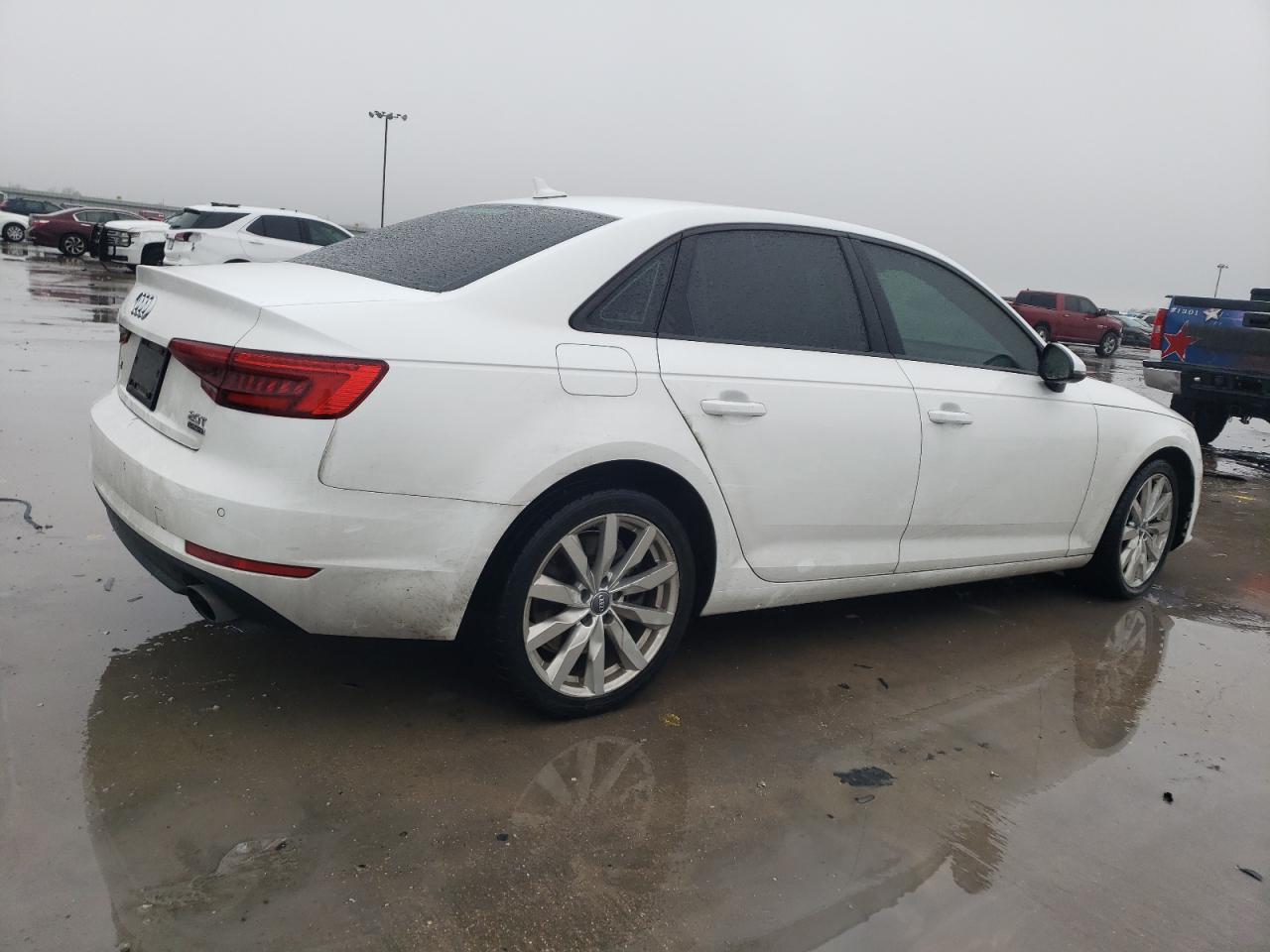 Photo 2 VIN: WAUANAF41HN001546 - AUDI A4 