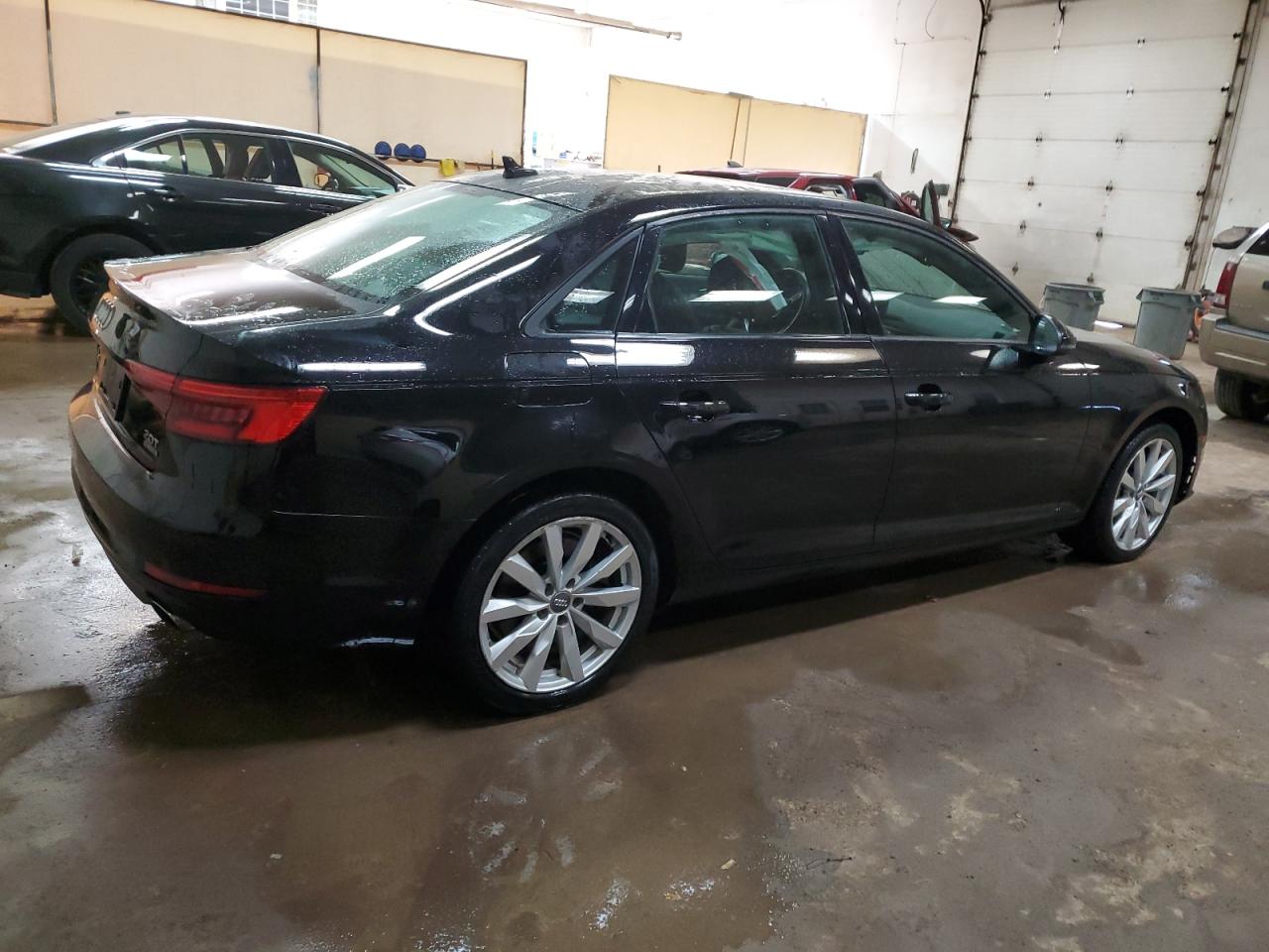 Photo 2 VIN: WAUANAF41HN039682 - AUDI A4 