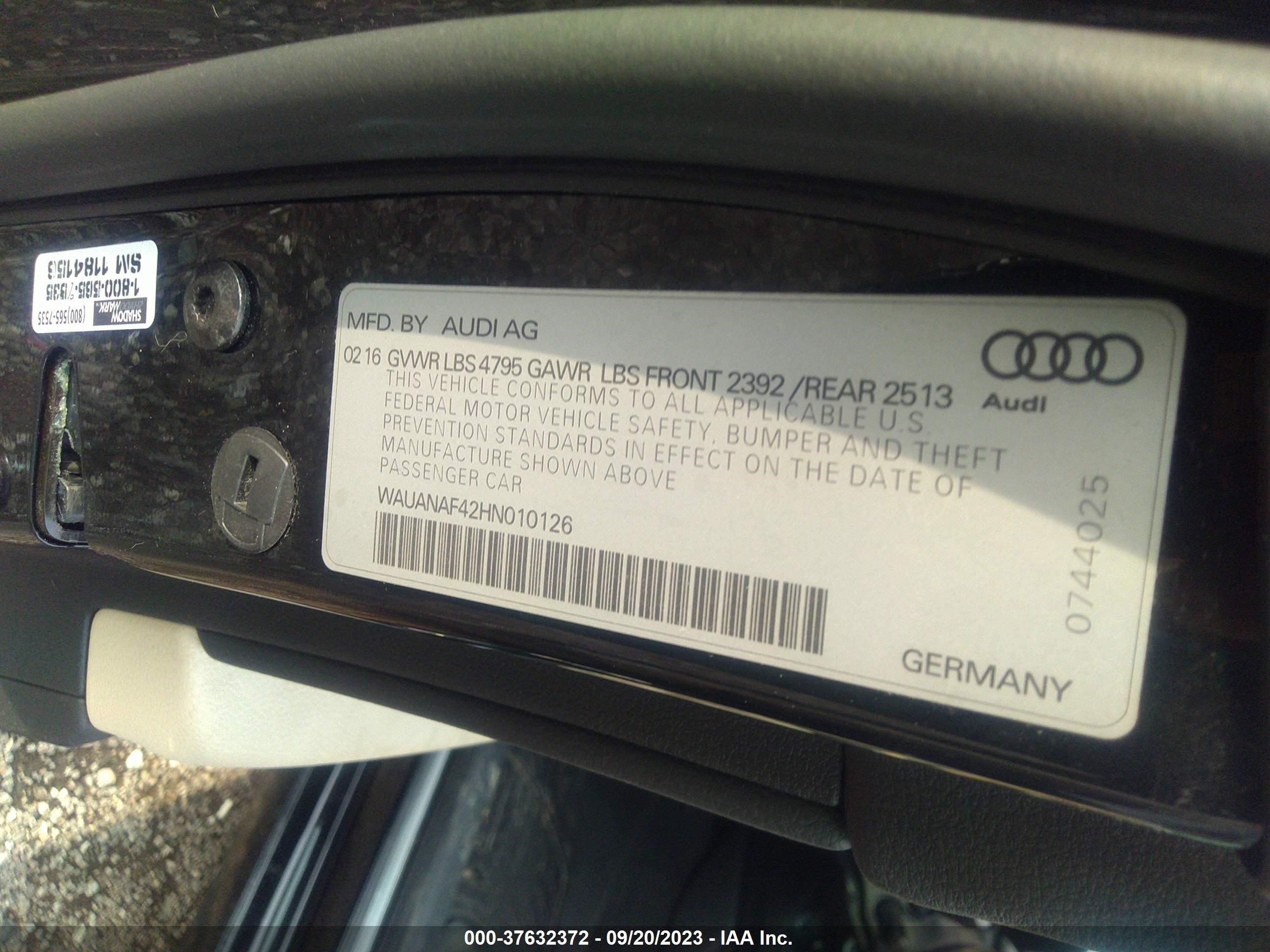 Photo 8 VIN: WAUANAF42HN010126 - AUDI A4 