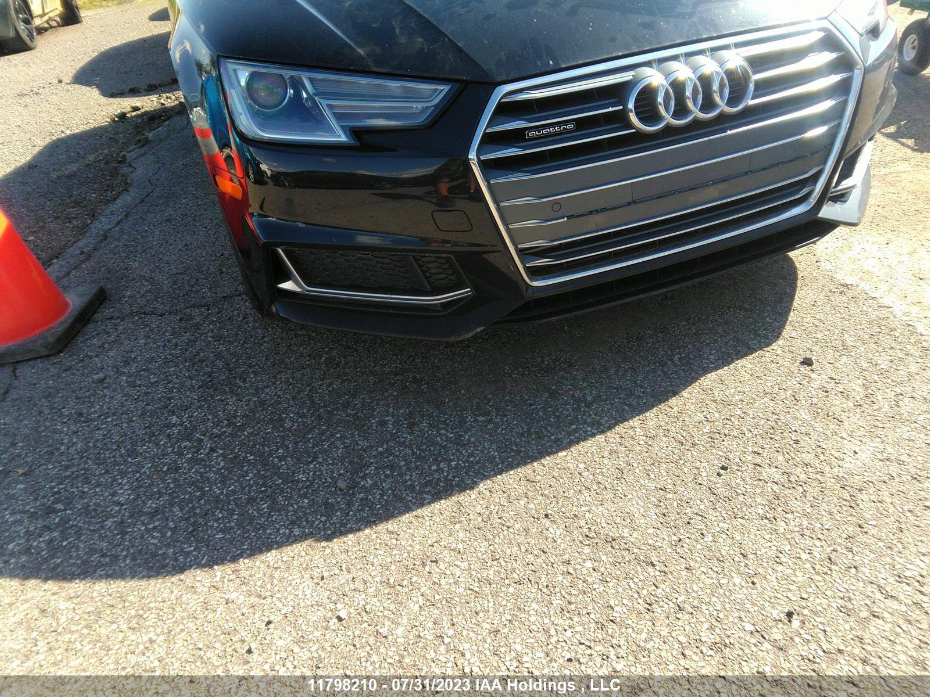 Photo 5 VIN: WAUANAF47KA009942 - AUDI A4 