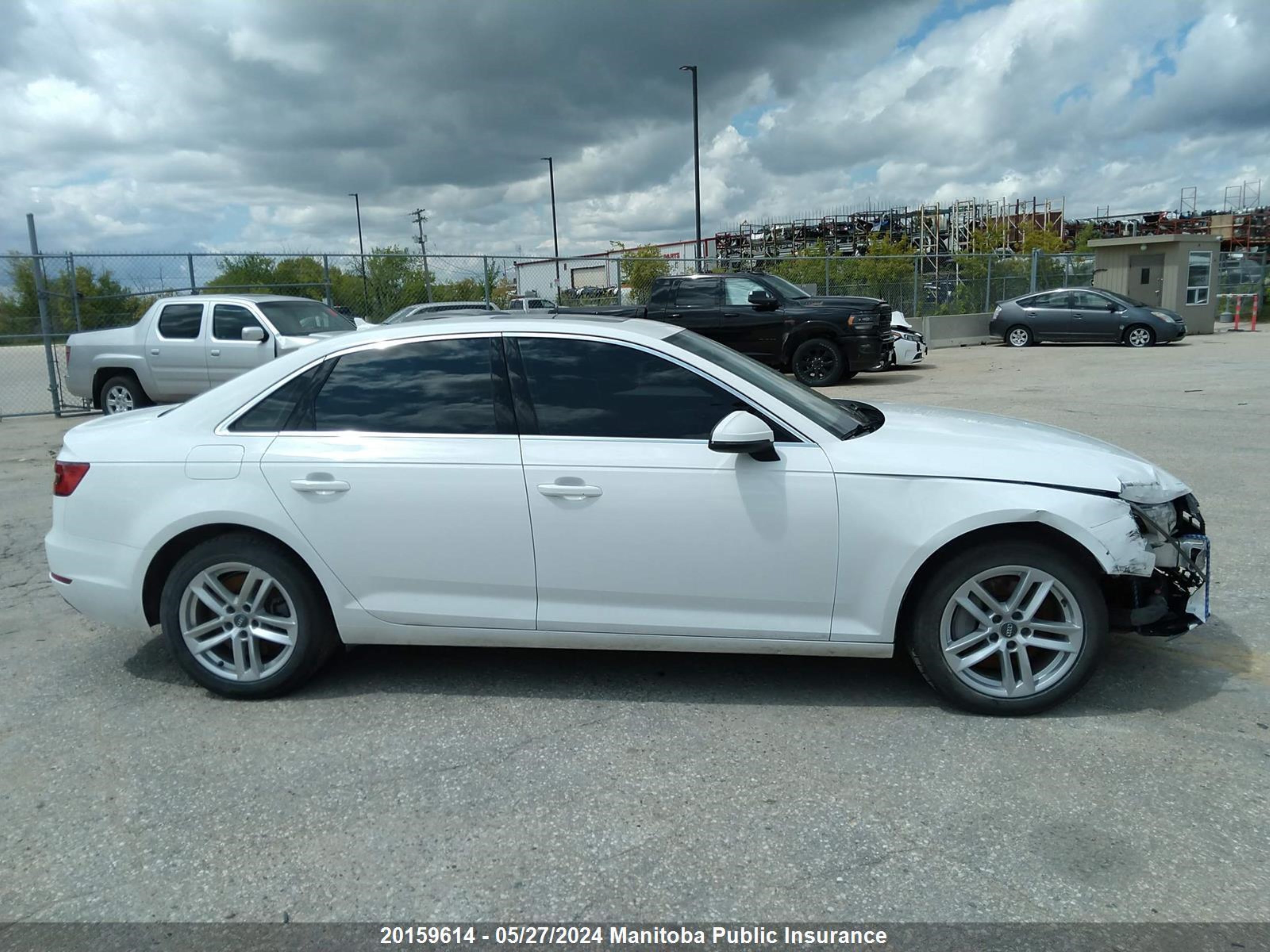 Photo 12 VIN: WAUANAF48HN003214 - AUDI A4 