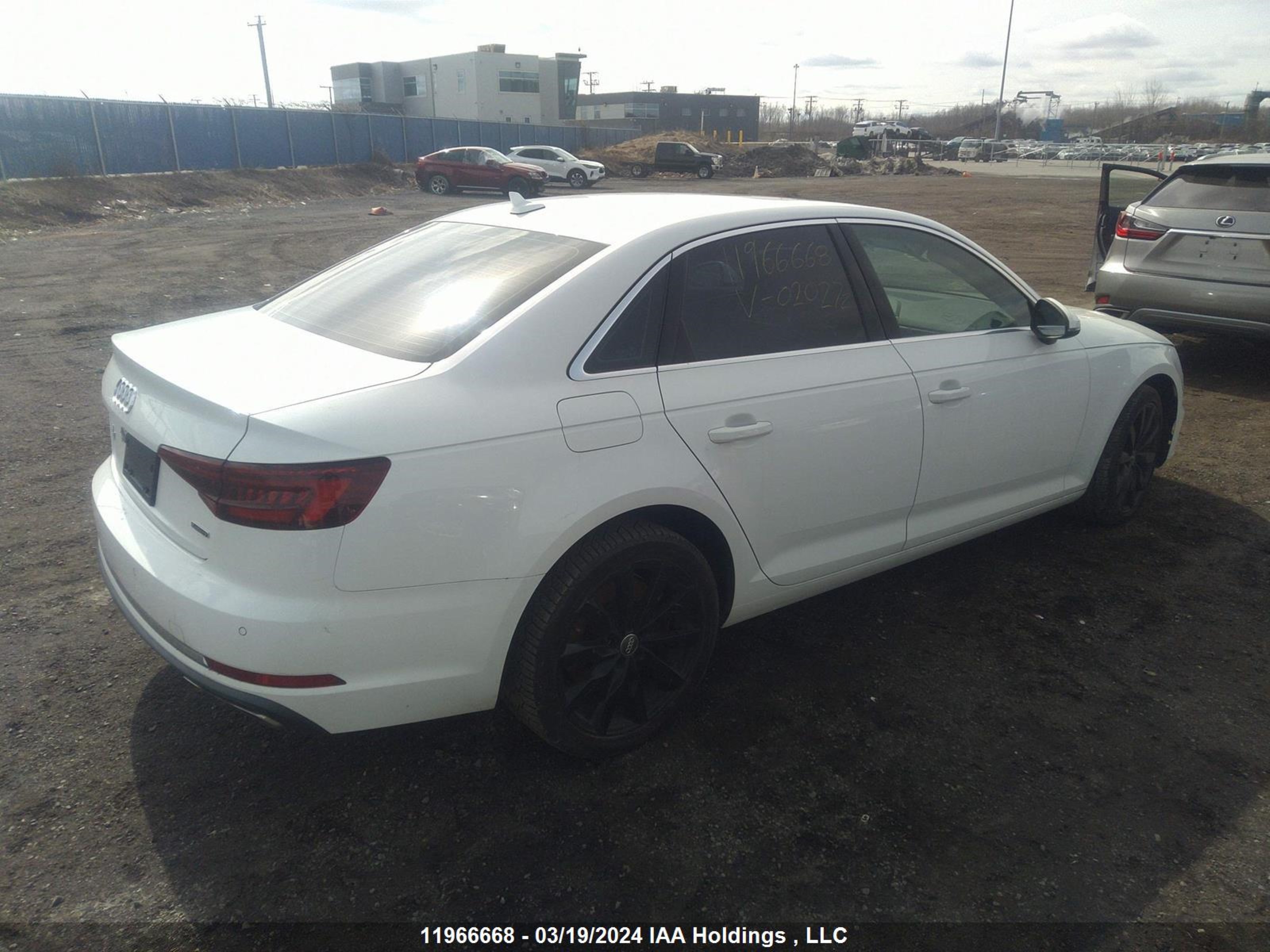 Photo 3 VIN: WAUANAF49KN020272 - AUDI A4 