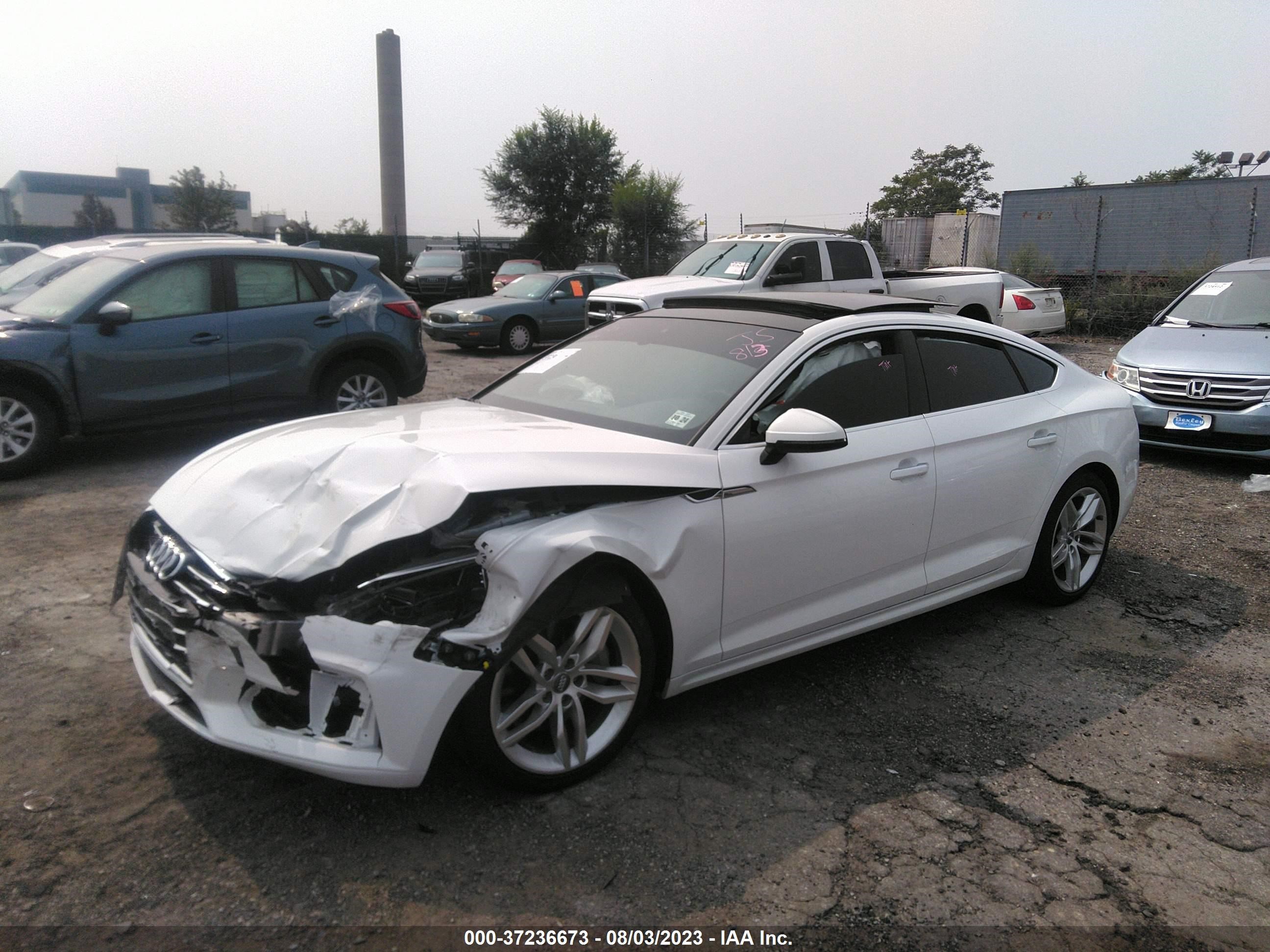 Photo 1 VIN: WAUANCF59KA060038 - AUDI A5 