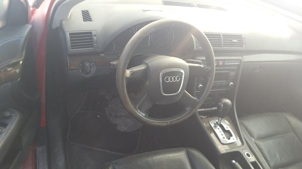 Photo 10 VIN: WAUAS78E17A141815 - AUDI A4 