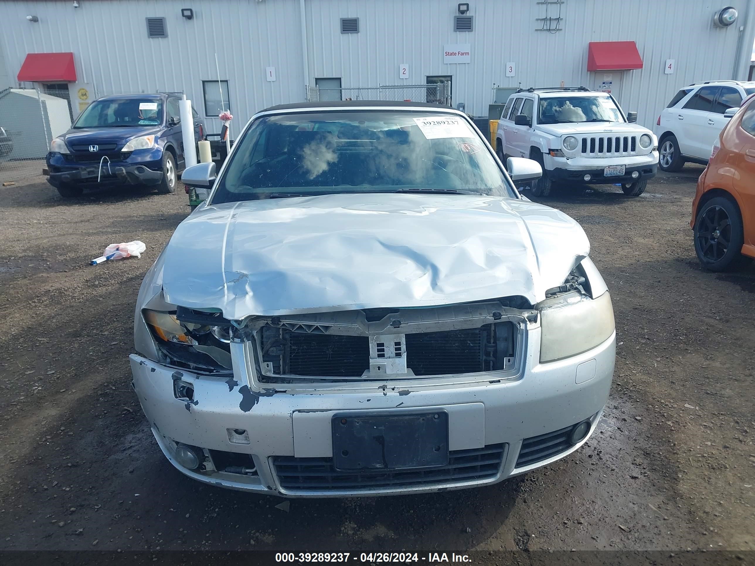 Photo 12 VIN: WAUAT48H03K011891 - AUDI A4 