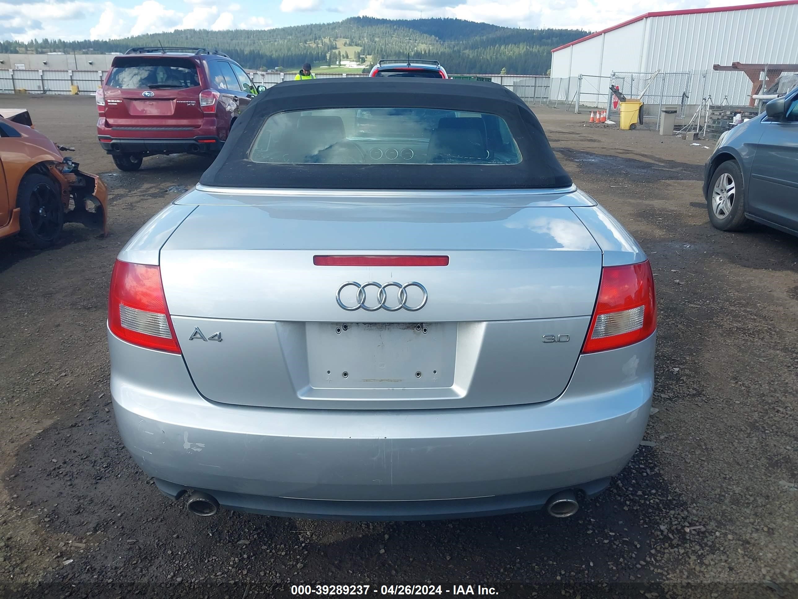 Photo 16 VIN: WAUAT48H03K011891 - AUDI A4 