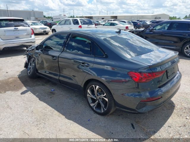 Photo 2 VIN: WAUAUDGY2PA105636 - AUDI A3 