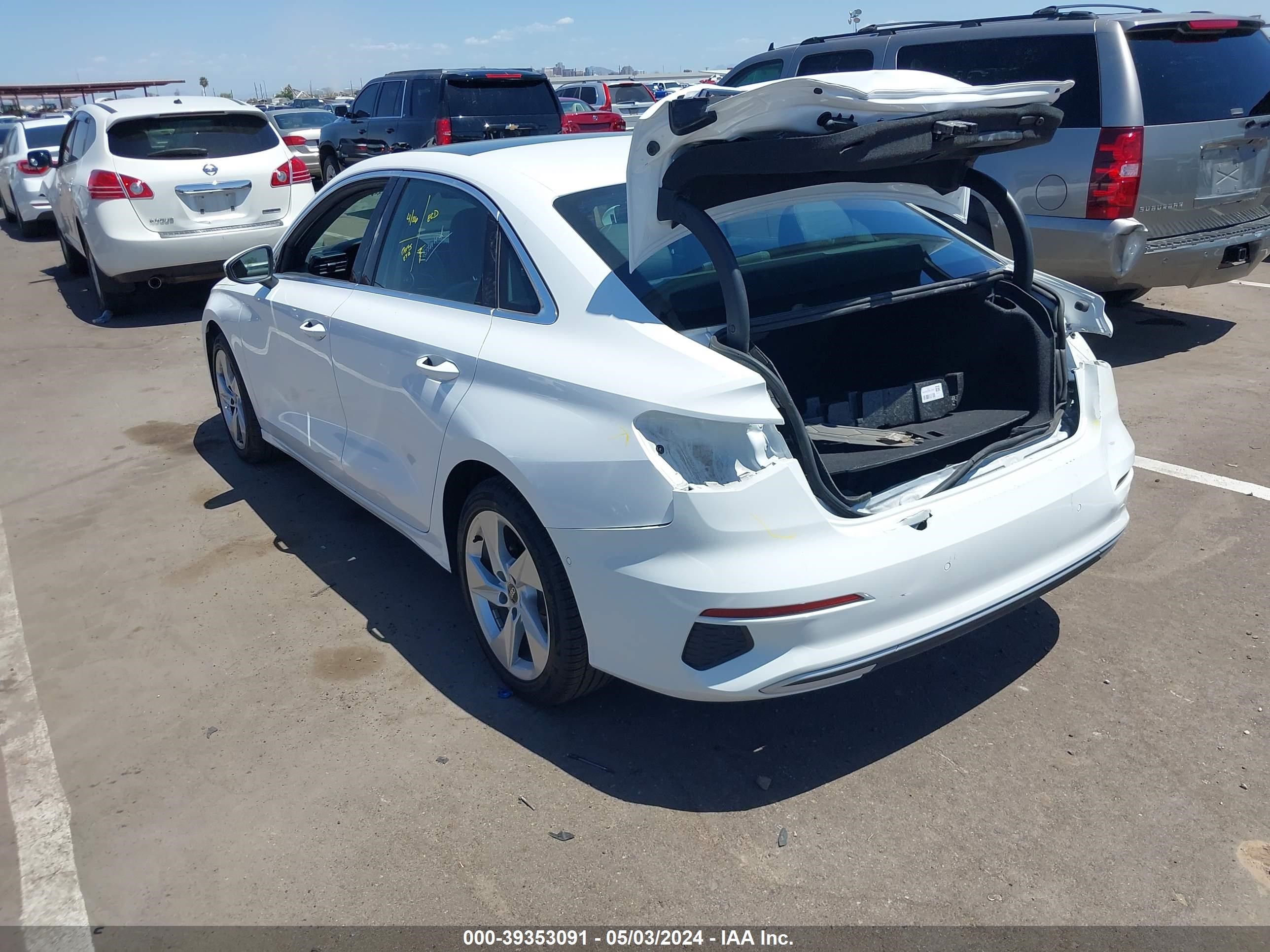 Photo 2 VIN: WAUAUDGY3PA119545 - AUDI A3 