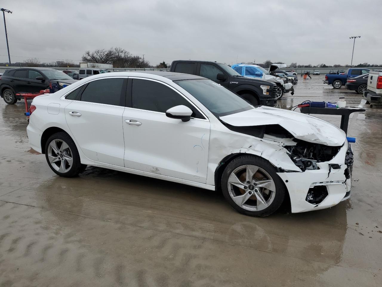 Photo 3 VIN: WAUAUDGY4PA037310 - AUDI A3 