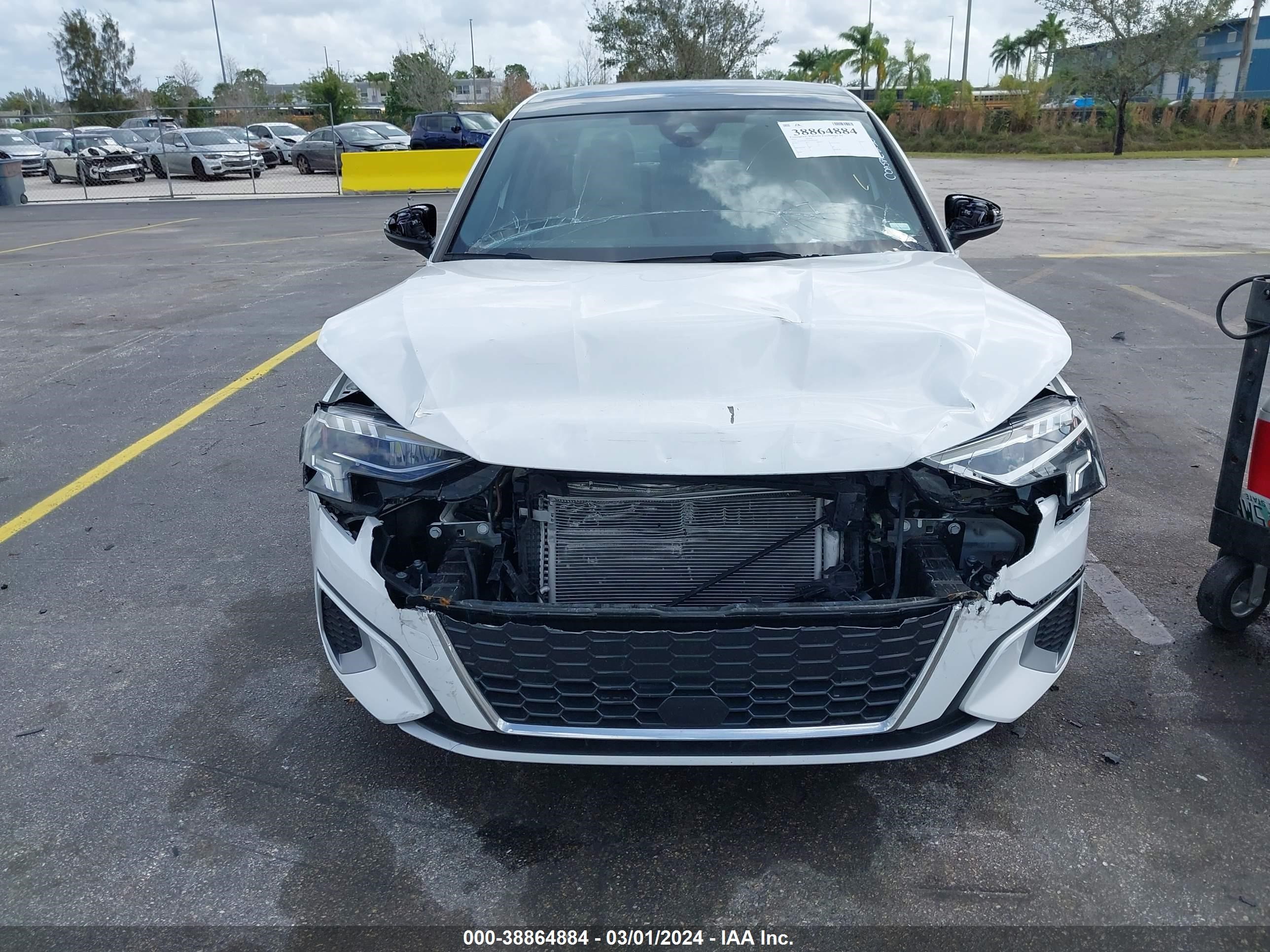 Photo 5 VIN: WAUAUDGY5PA057940 - AUDI A3 