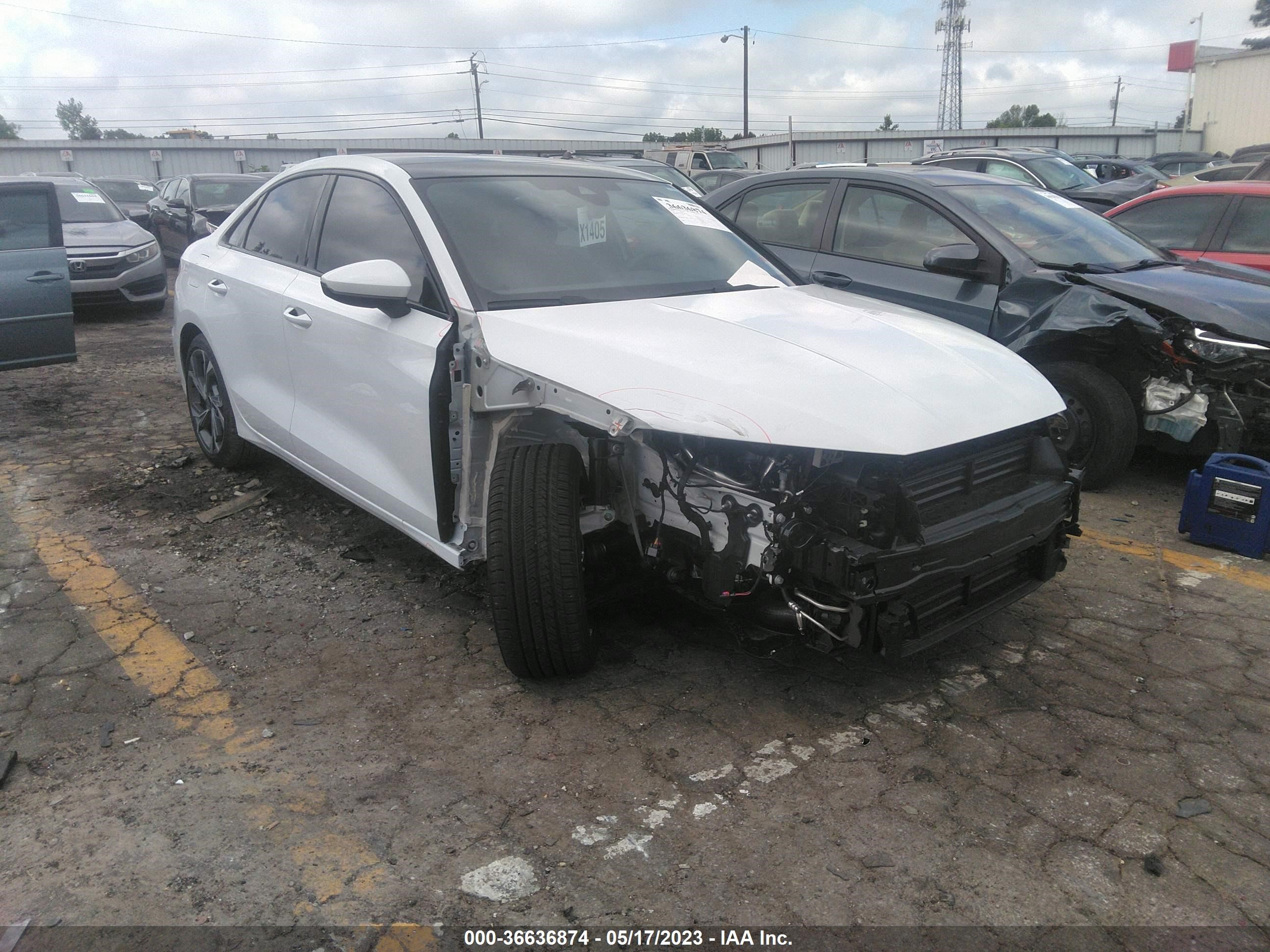 Photo 0 VIN: WAUAUDGY9PA092626 - AUDI A3 