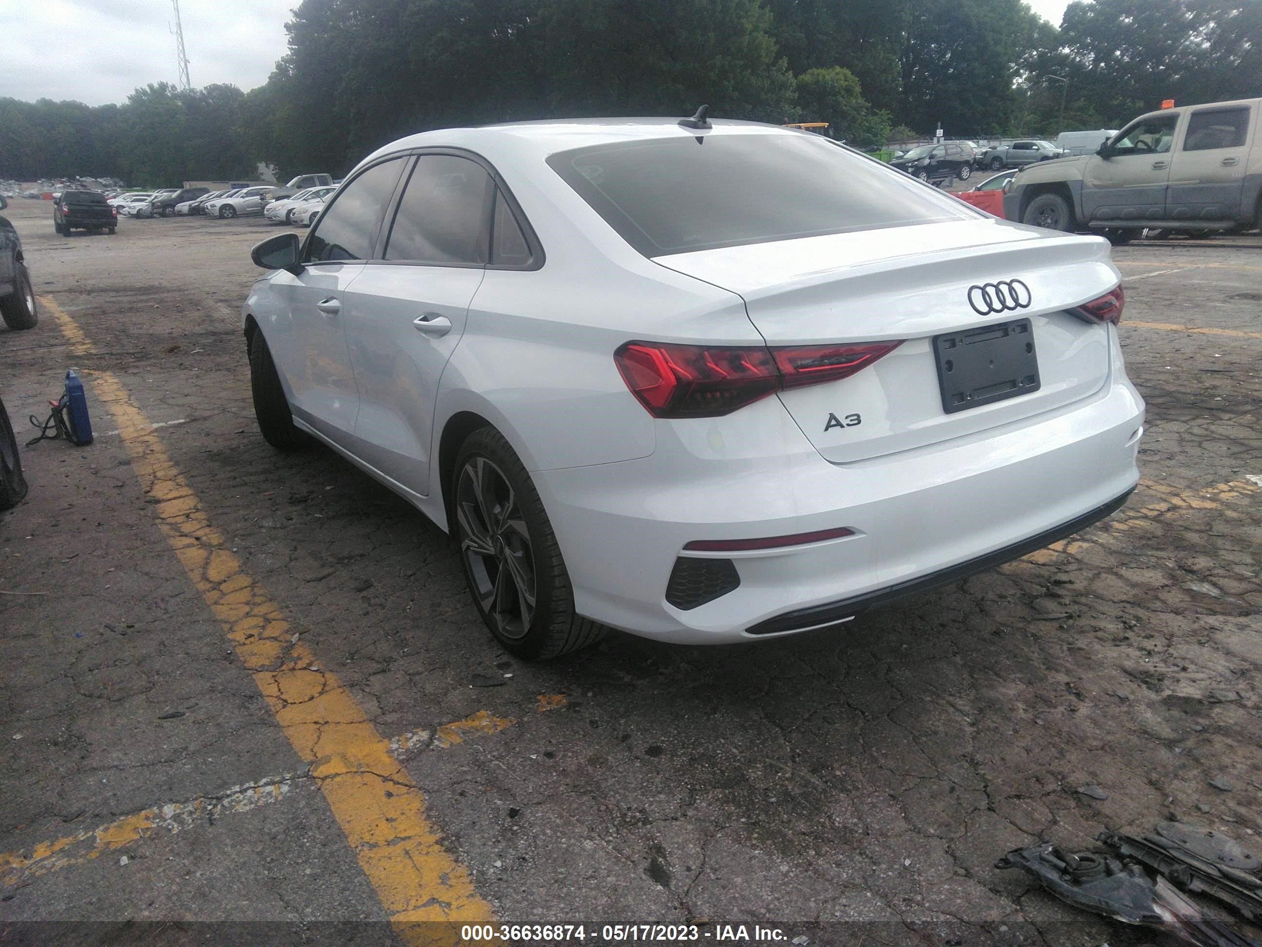 Photo 2 VIN: WAUAUDGY9PA092626 - AUDI A3 