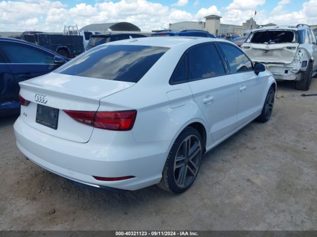 Photo 3 VIN: WAUAUGFF0H1044693 - AUDI A3 