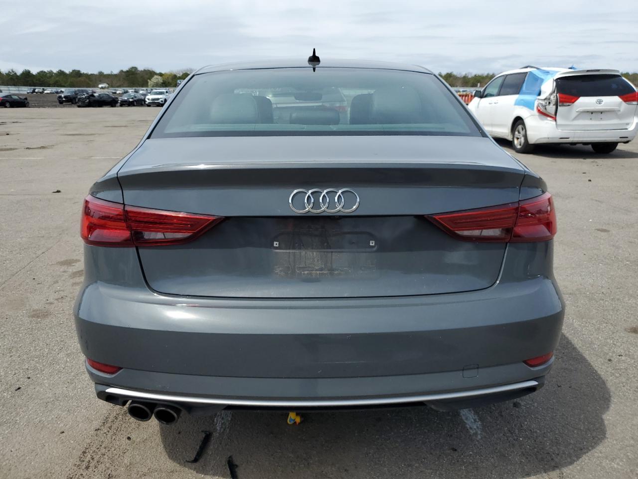 Photo 5 VIN: WAUAUGFF0K1010521 - AUDI A3 