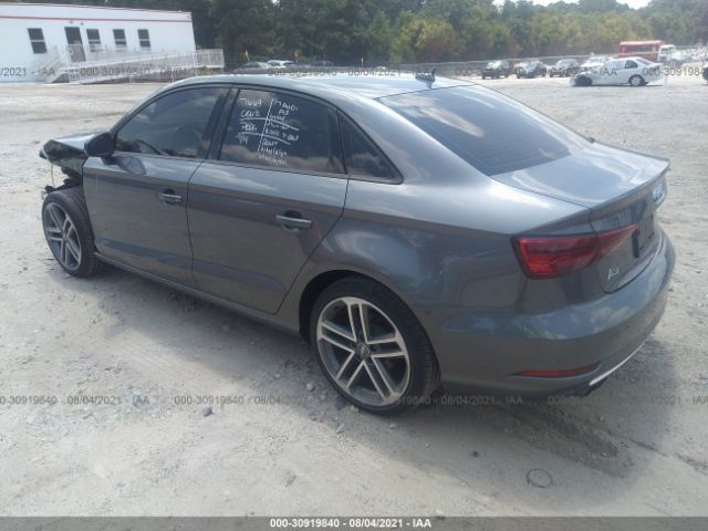 Photo 2 VIN: WAUAUGFF1H1026235 - AUDI A3 SEDAN 